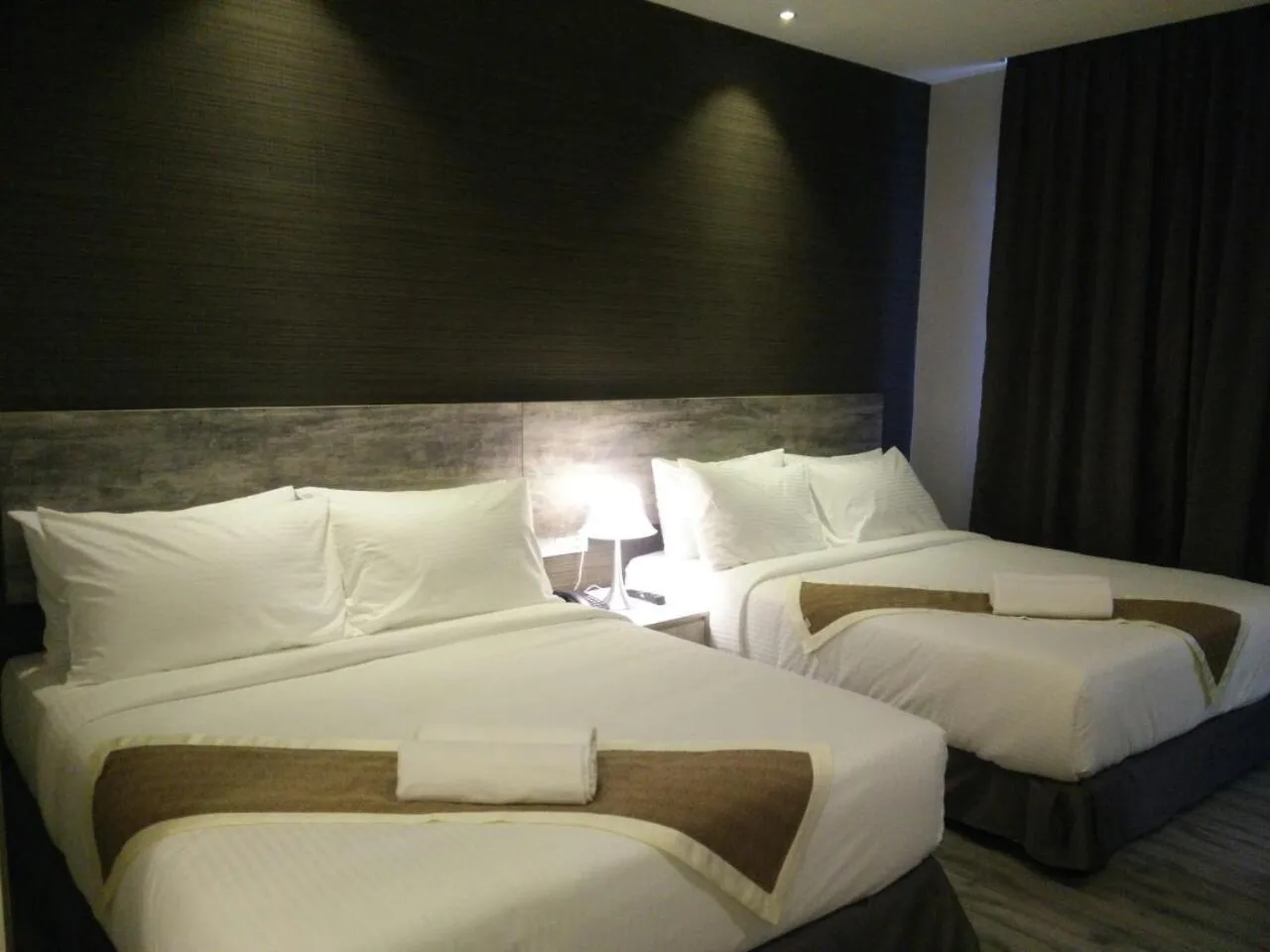 Bed in The Leverage Business hotel (Skudai)