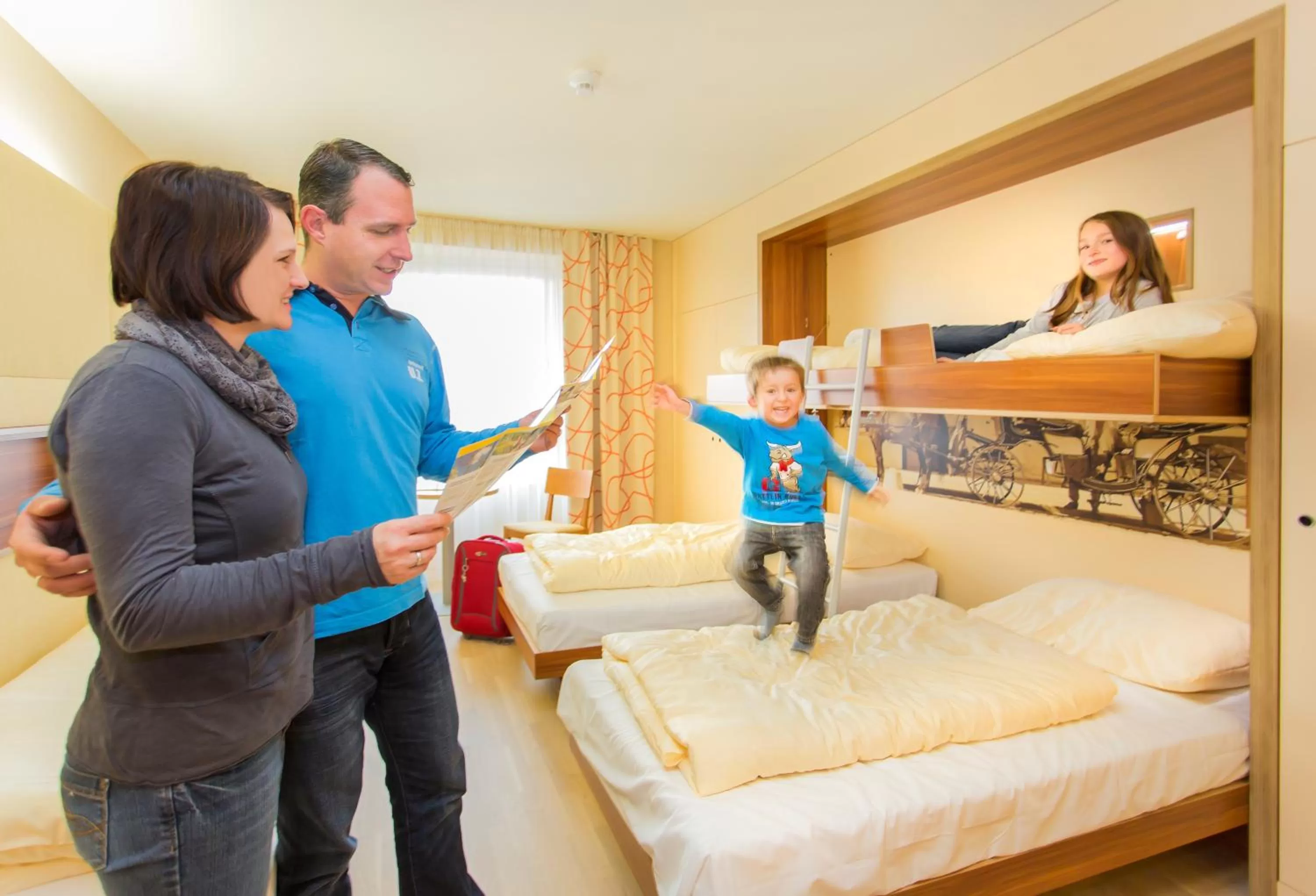 People, Bed in JUFA Hotel Wien City