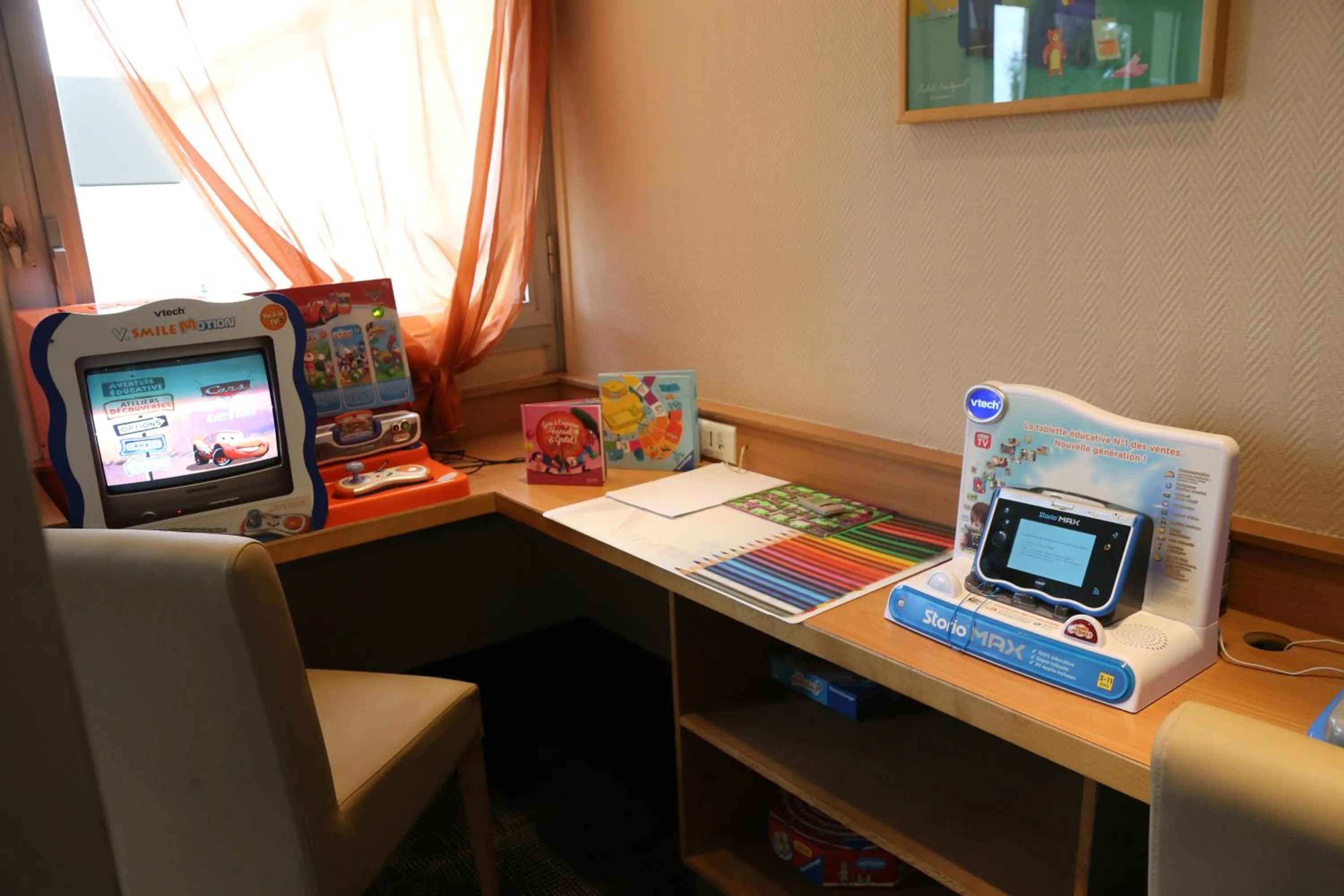 Family in ibis Styles Orléans