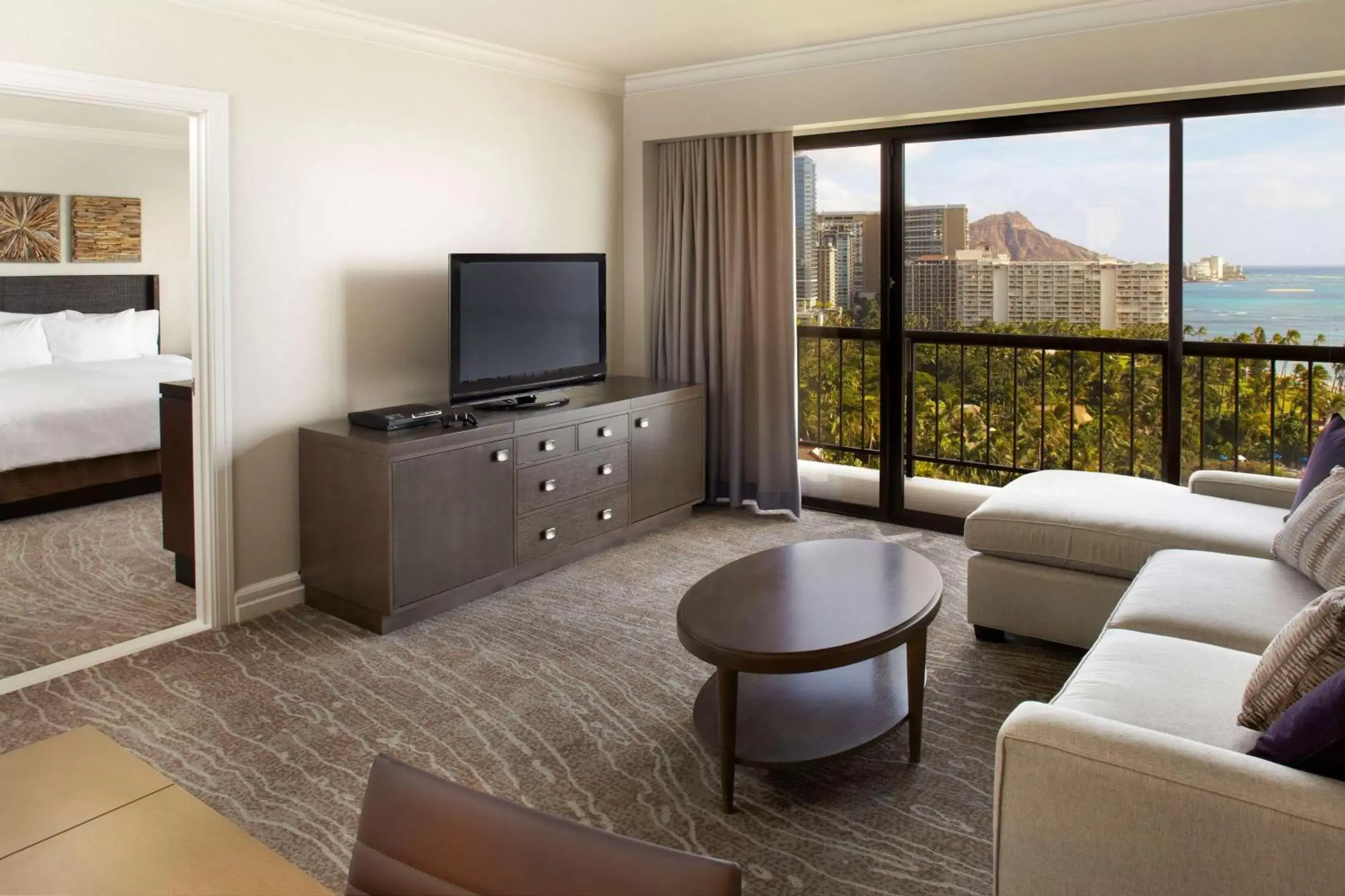 Living room, Seating Area in Hilton Hawaiian Village Waikiki Beach Resort