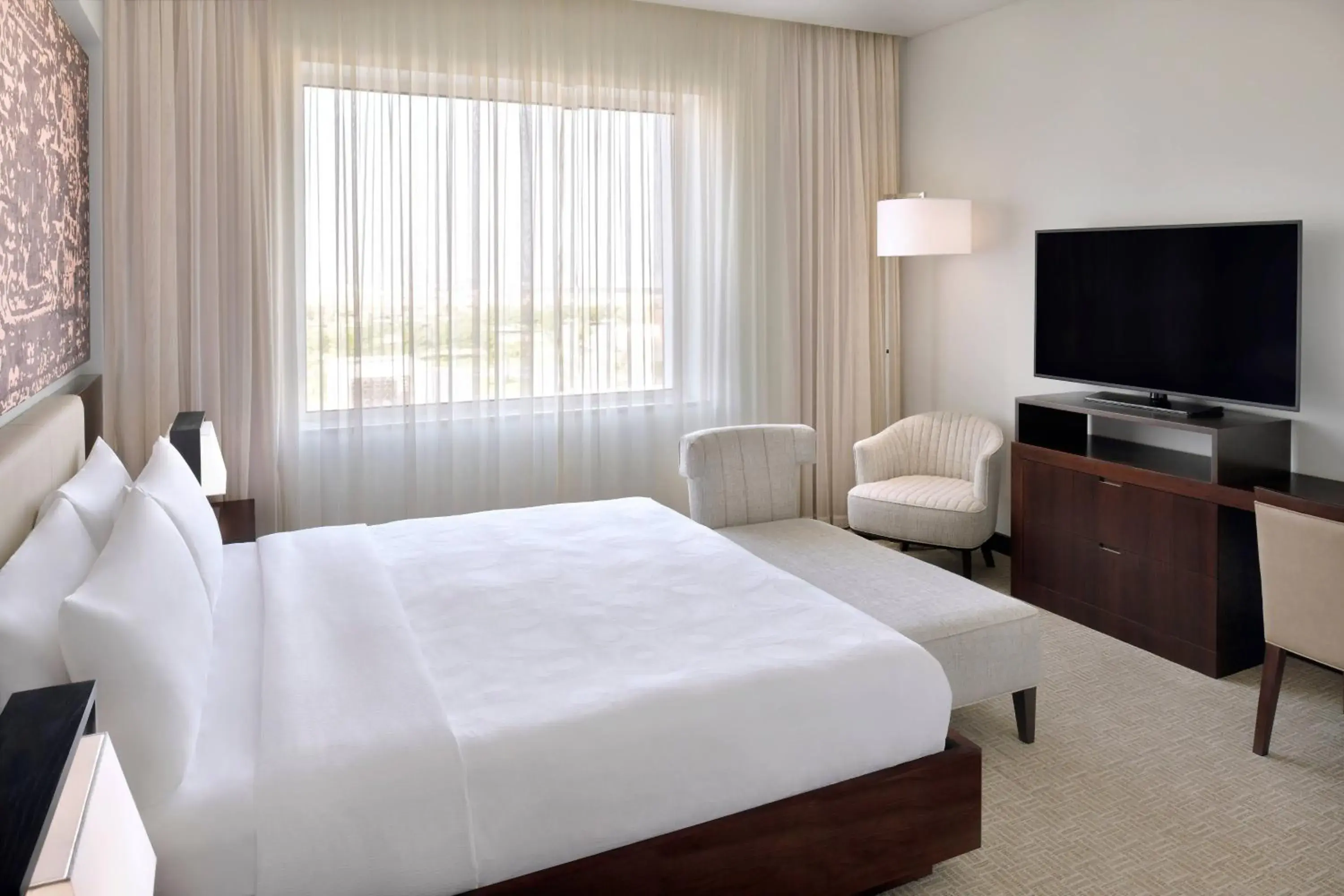 Bedroom, Bed in JW Marriott Hotel Muscat