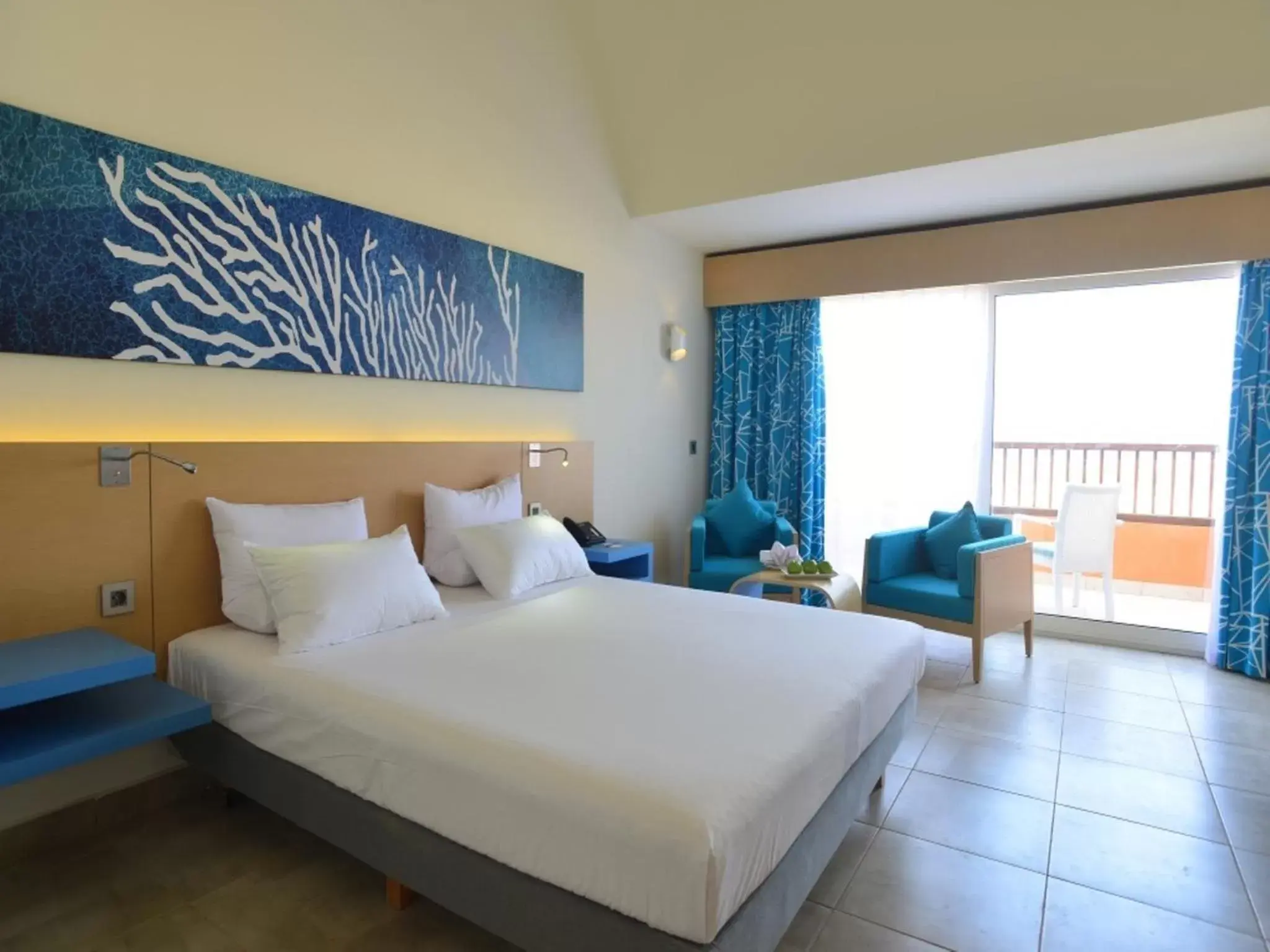 Bedroom, Bed in Novotel Marsa Alam Beach Resort