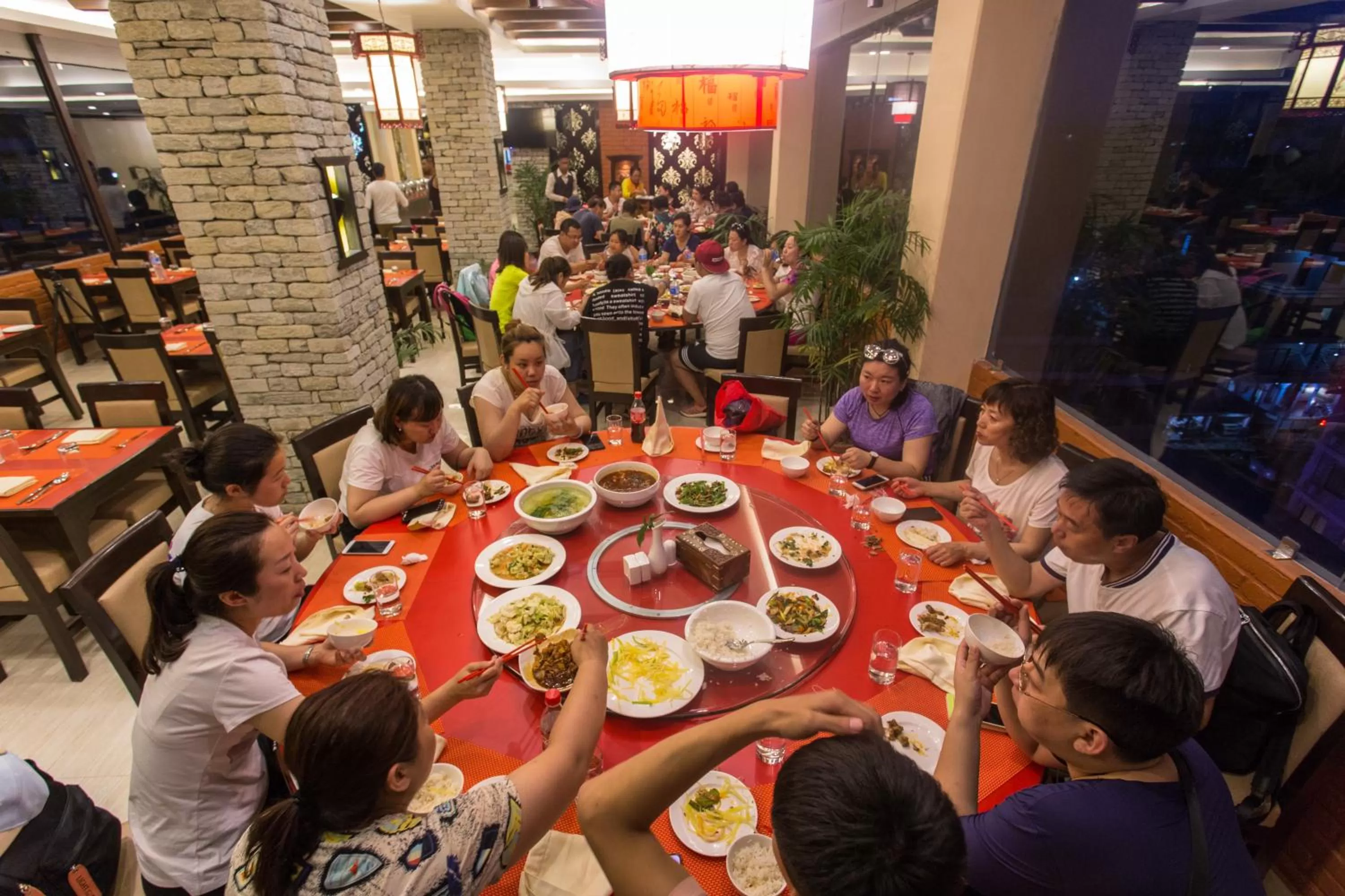 Restaurant/places to eat in Bodhi Suites Boutique Hotel and Spa