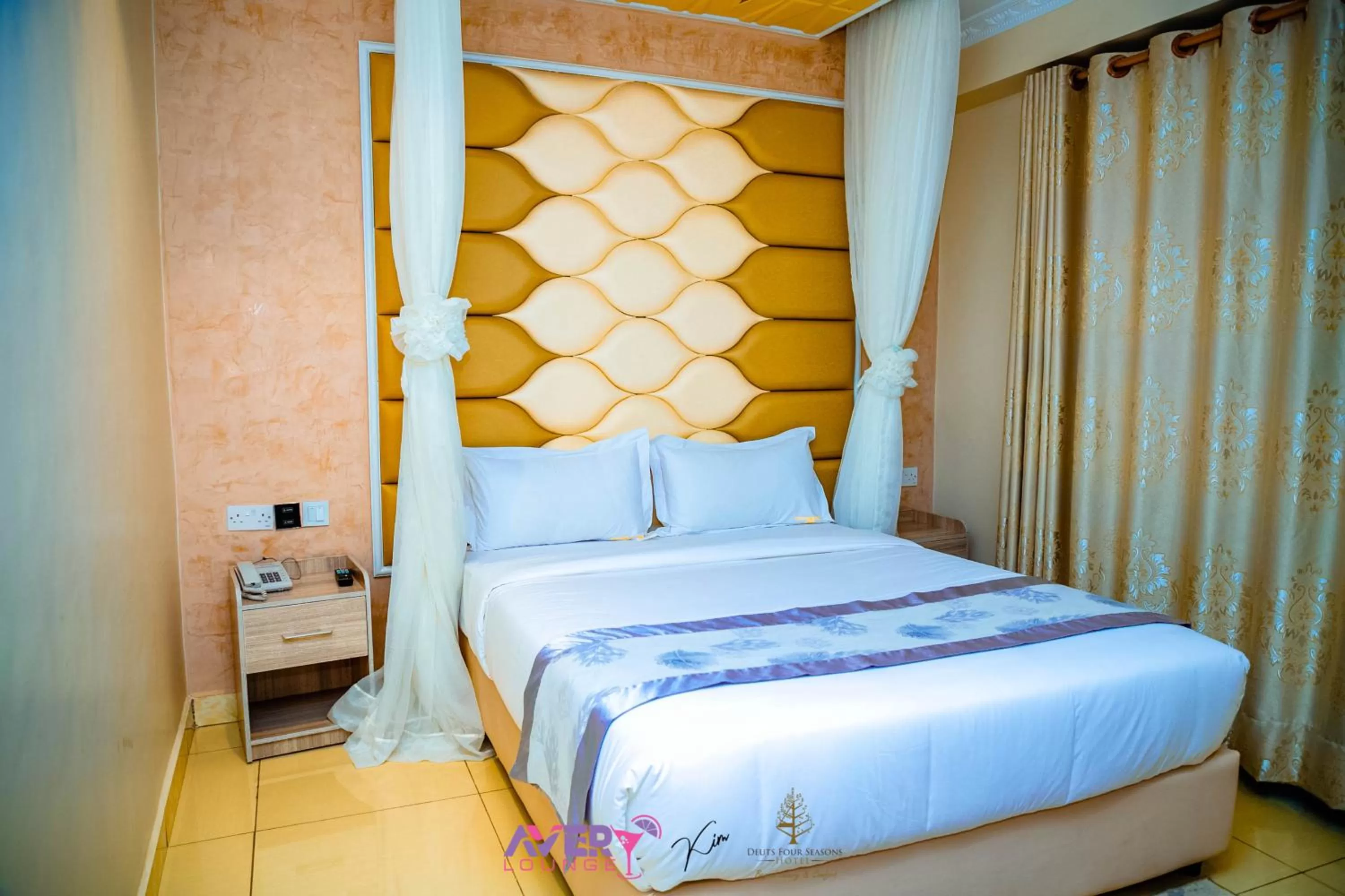 Bed in Deuts Four Seasons Hotel