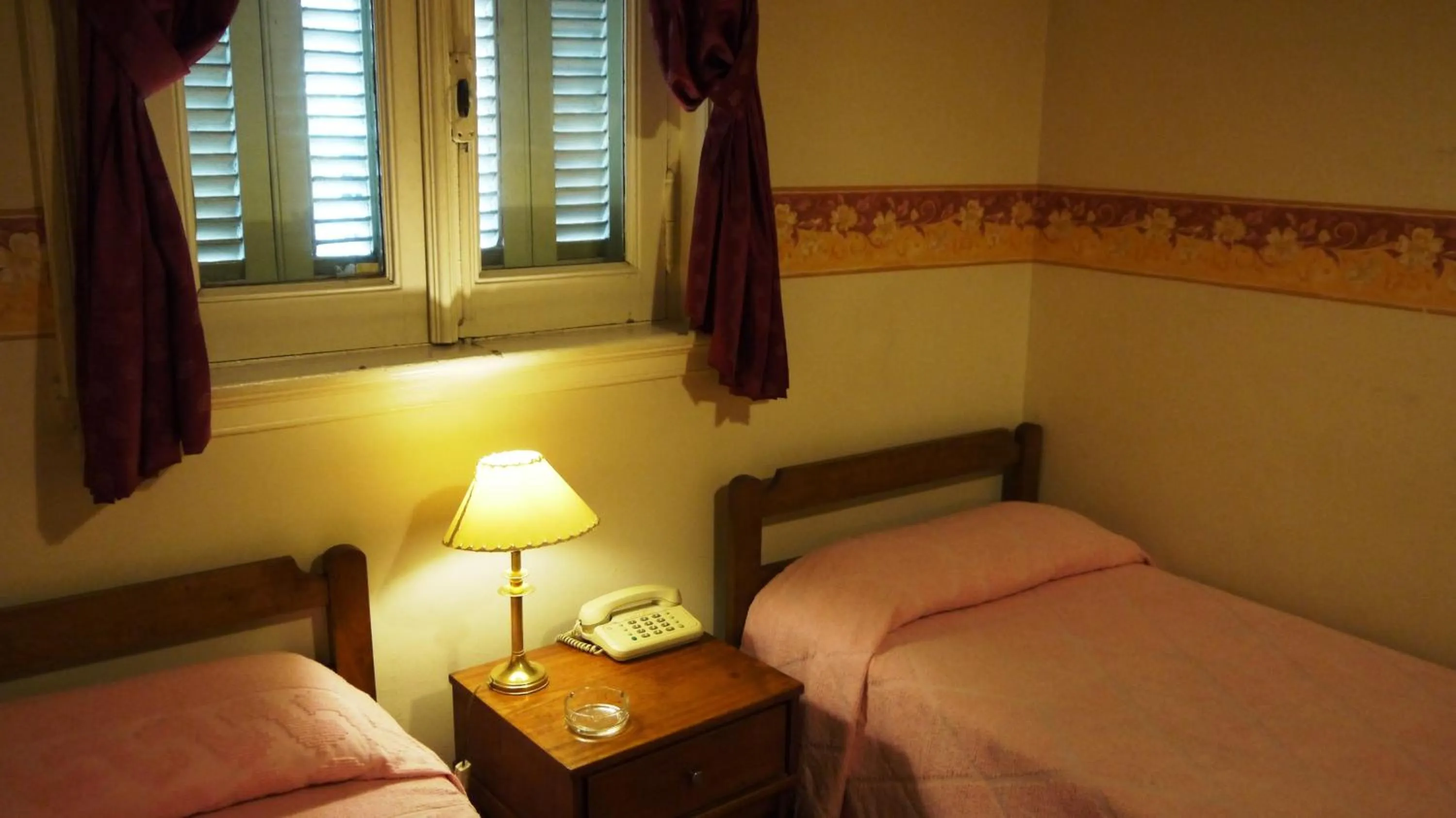 Day, Bed in Hotel Gran Sarmiento