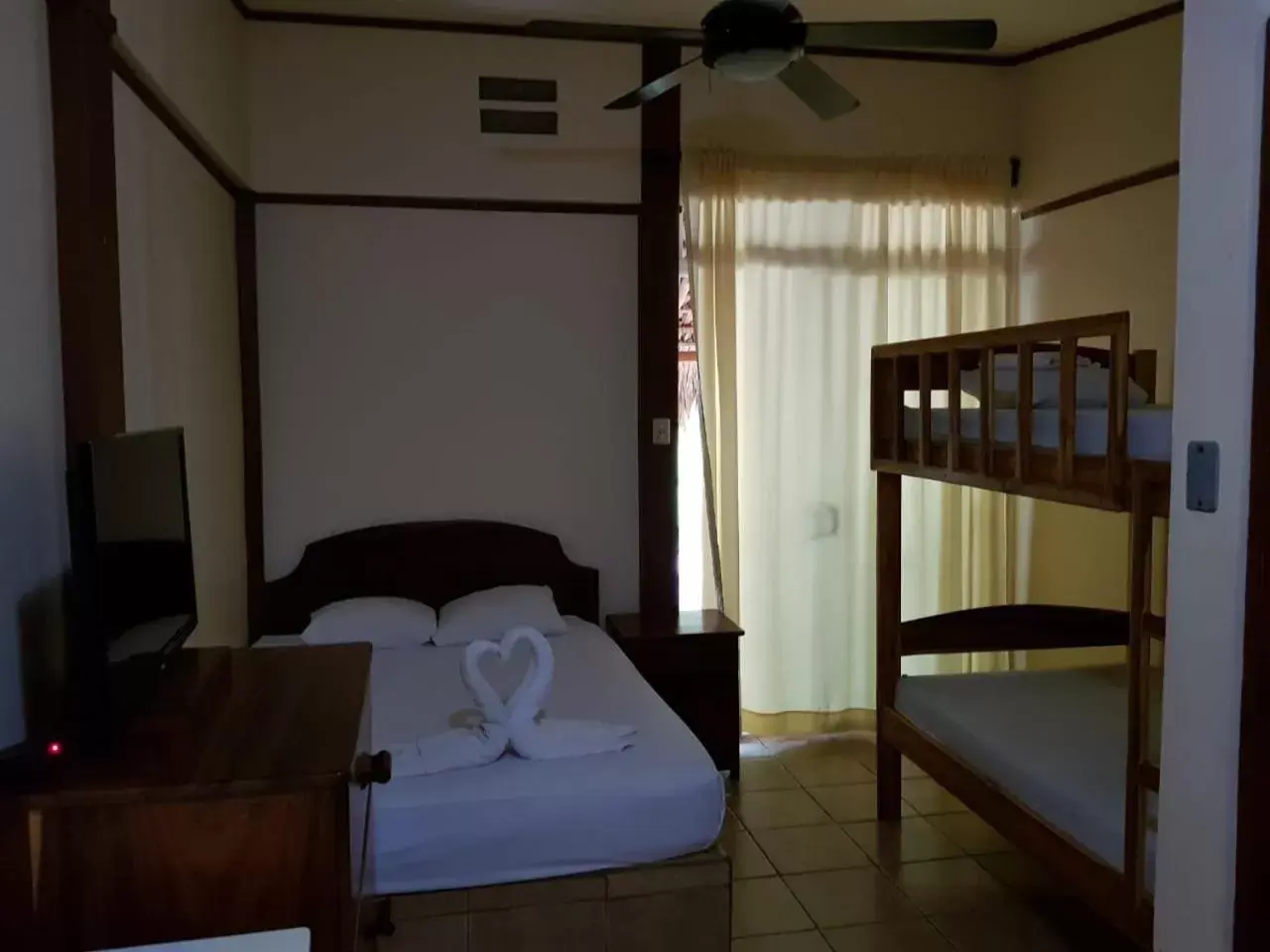 Photo of the whole room, Bunk Bed in La Boya Hotel y Parque Acuático