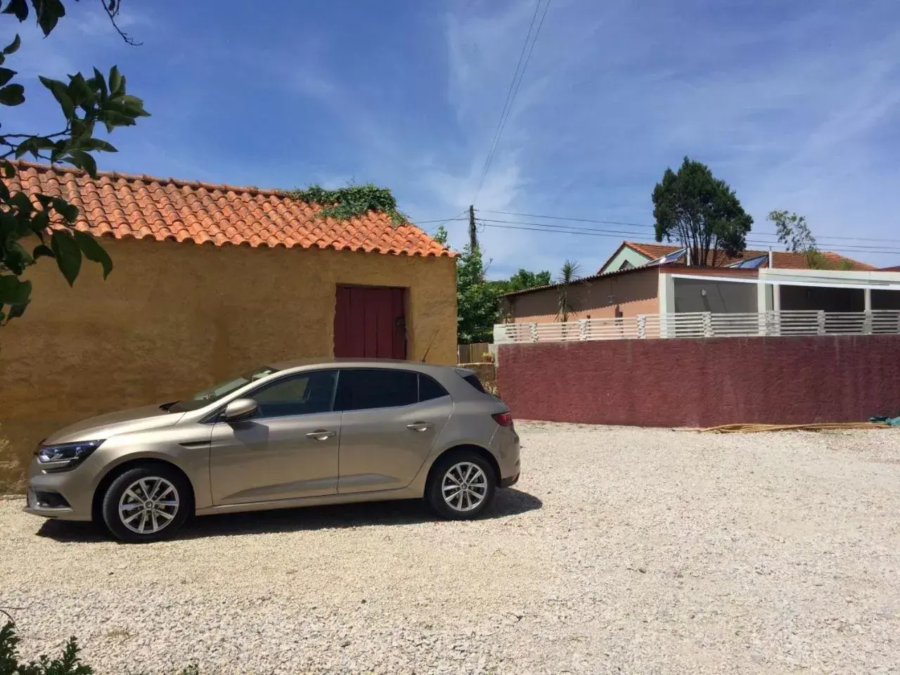 Property Building in Casa 3 Águias