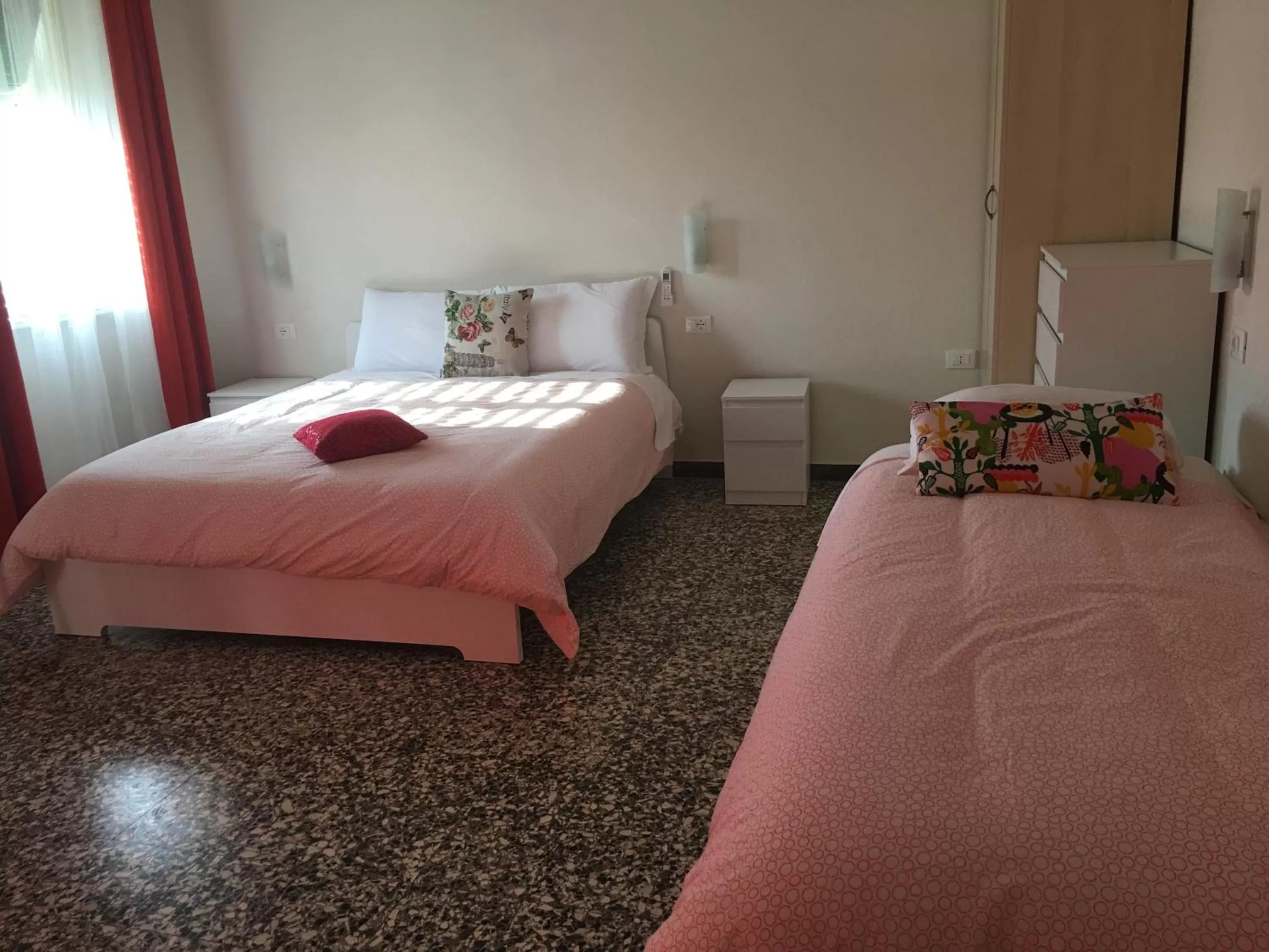 Decorative detail, Bed in Aliante B&B