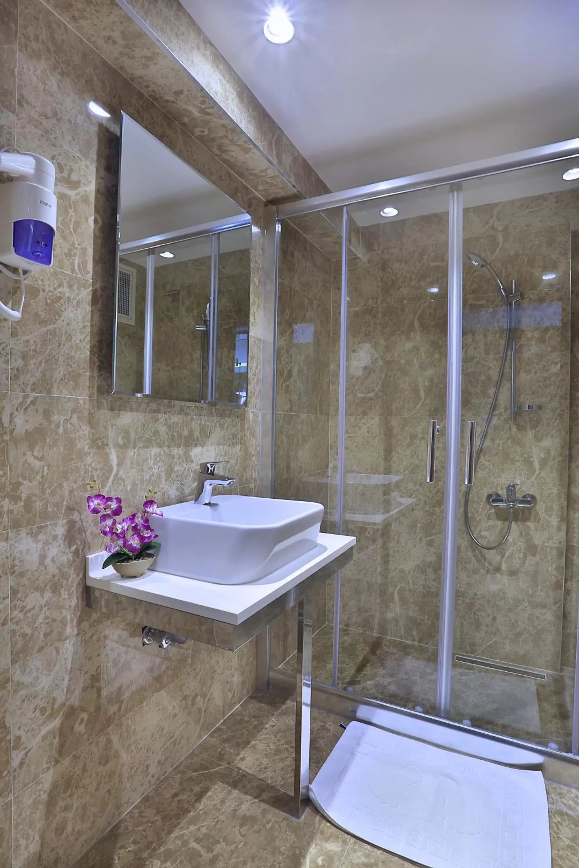 Activities, Bathroom in Grand Sagcanlar Hotel