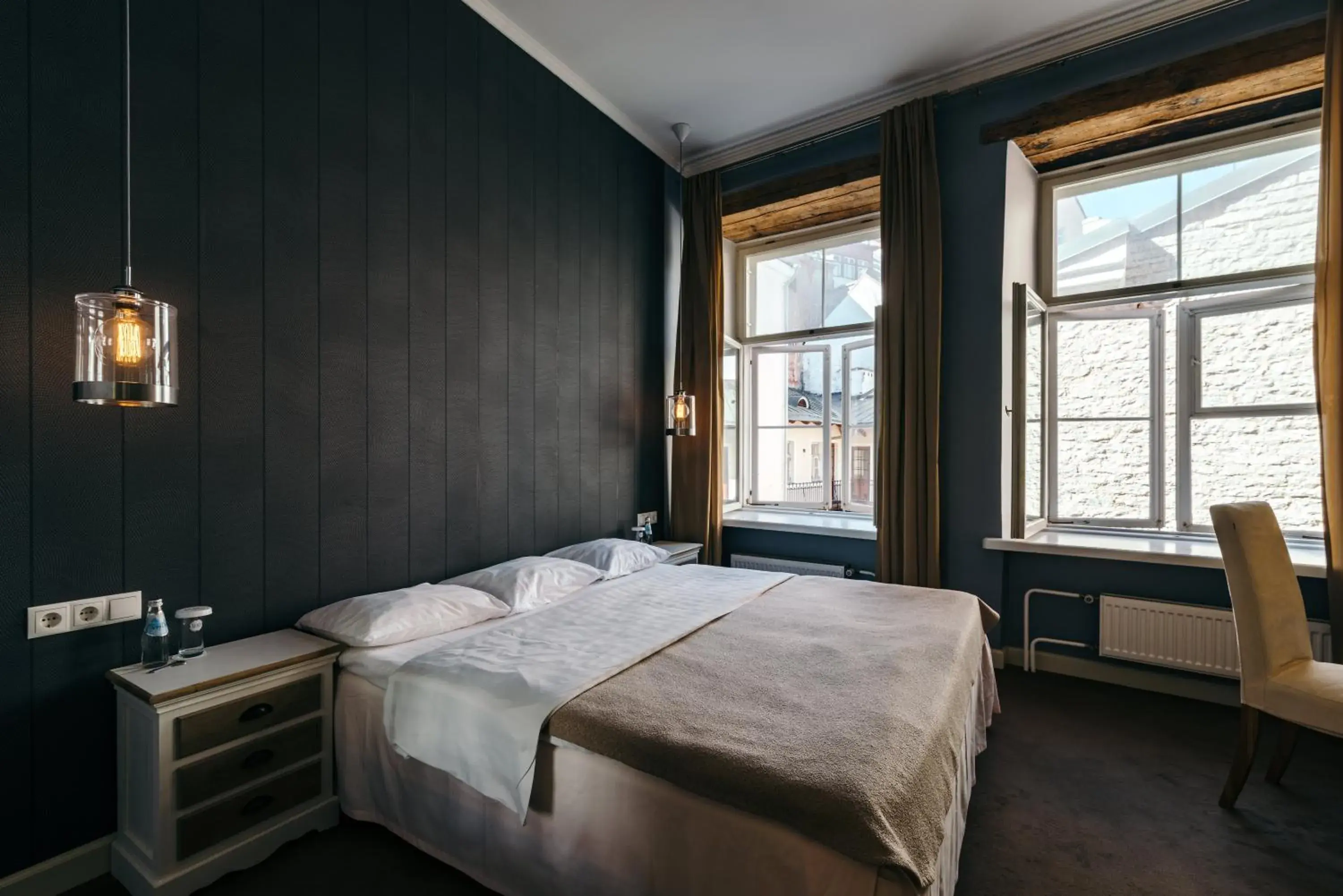 Bedroom, Bed in Merchants House Hotel