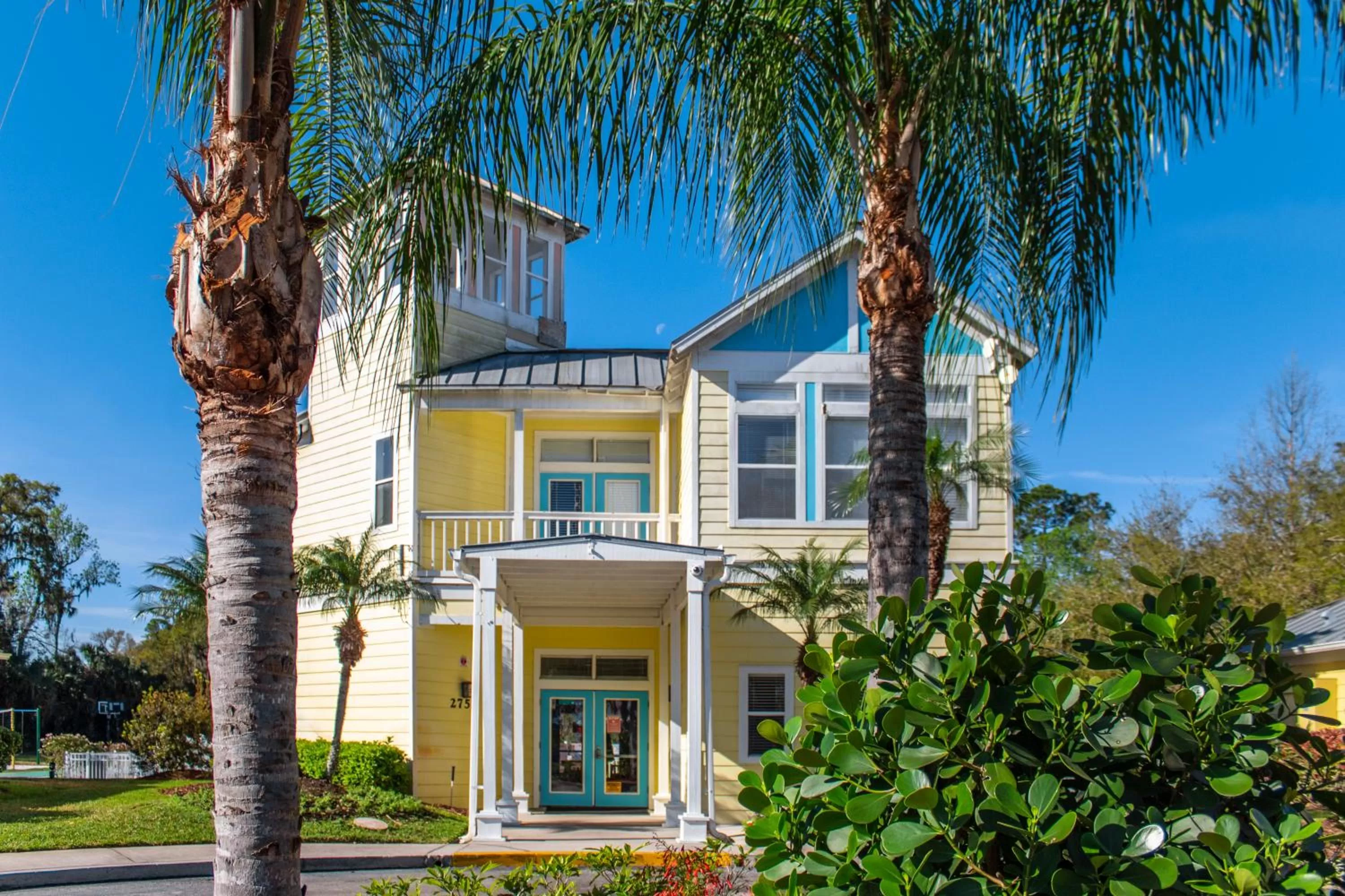 Property building in Barefoot'n Resort