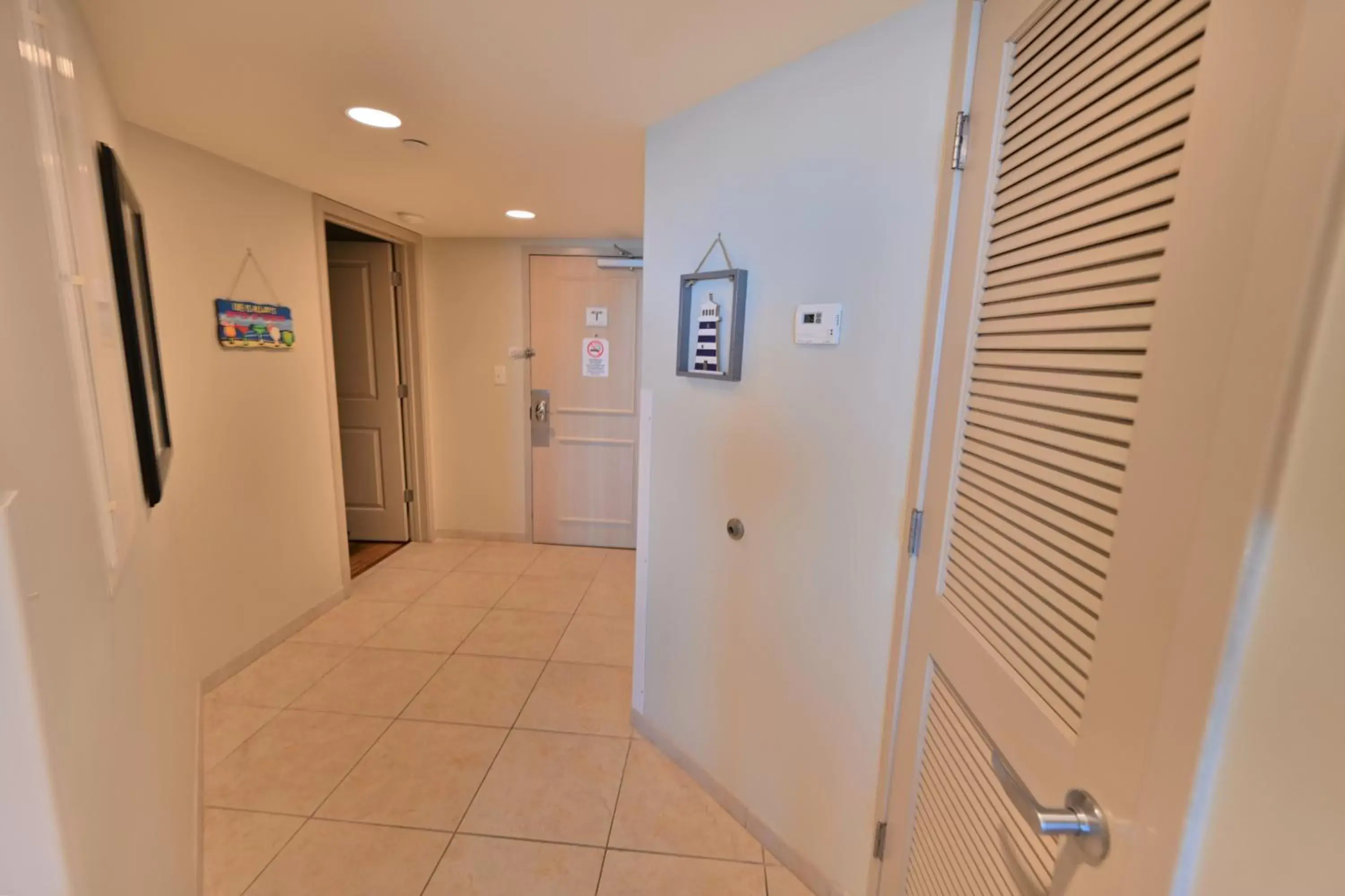 Bathroom in Spectacular Ocean Front Real 1 Bedroom Condo, 2 Ba