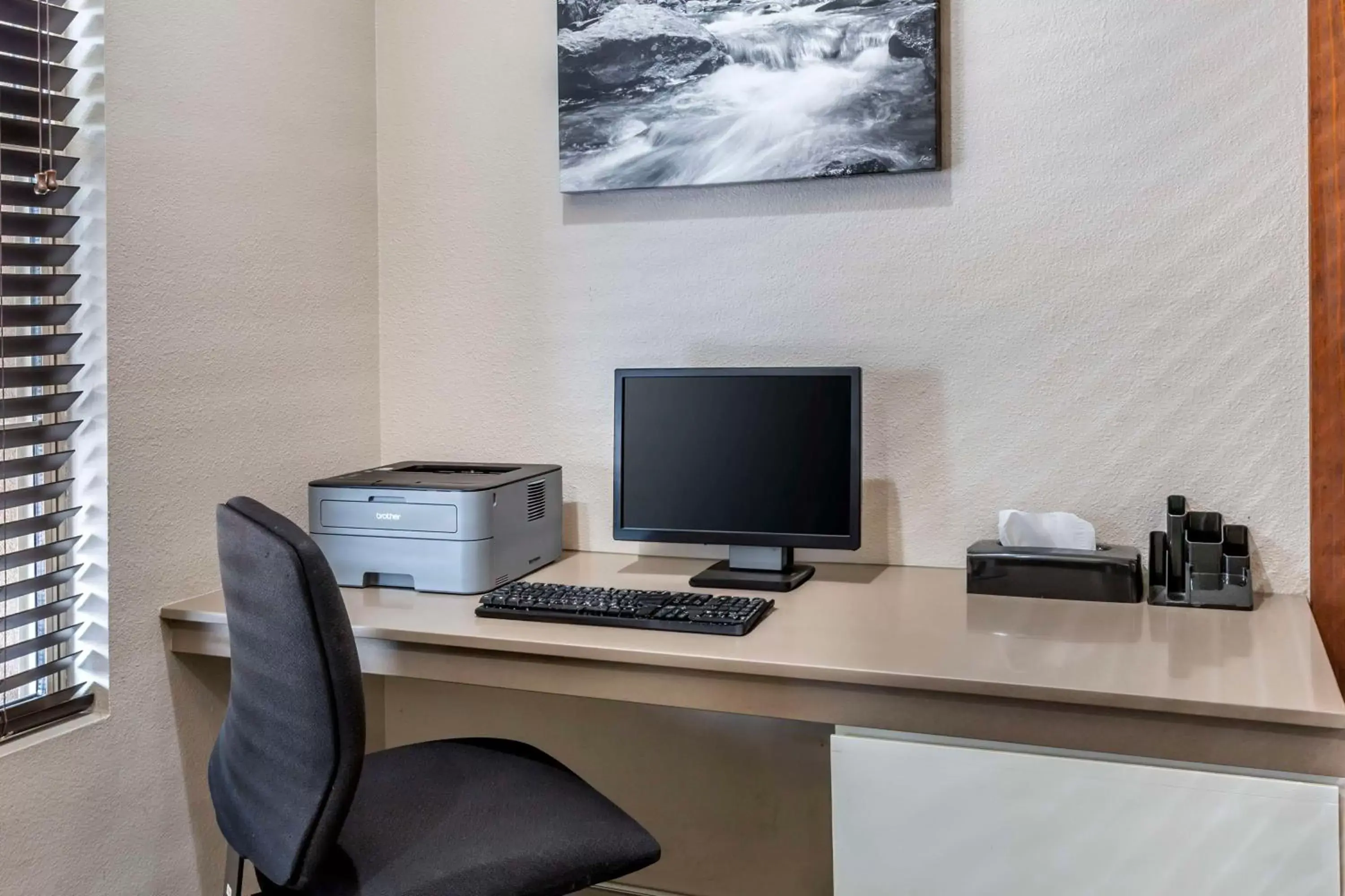 Business facilities in Country Inn & Suites by Radisson, Mesa, AZ