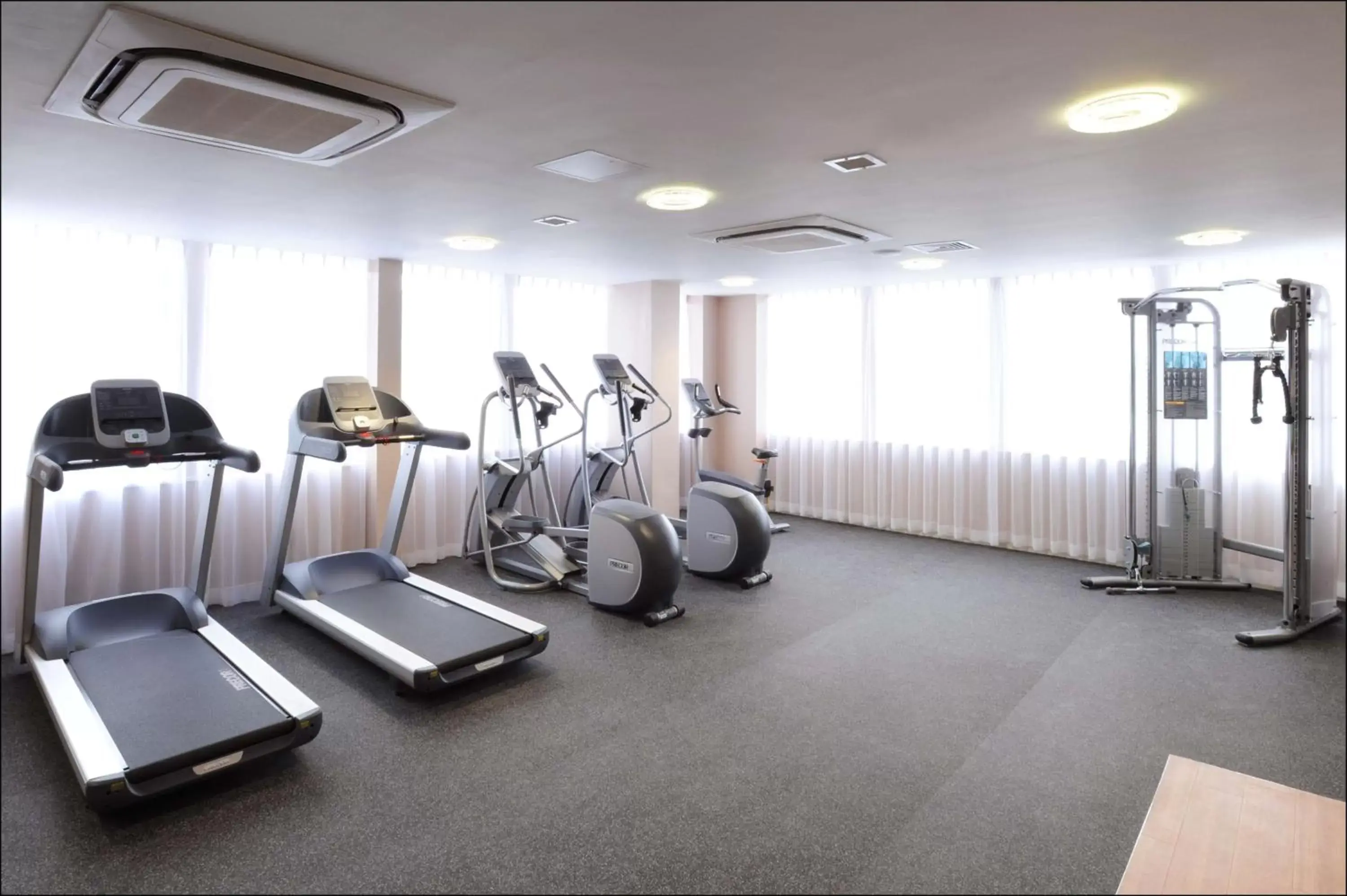 Fitness centre/facilities in Hampton by Hilton Birmingham Broad Street Fitness centre/facilities in Hampton by Hilton Birmingham Broad Street