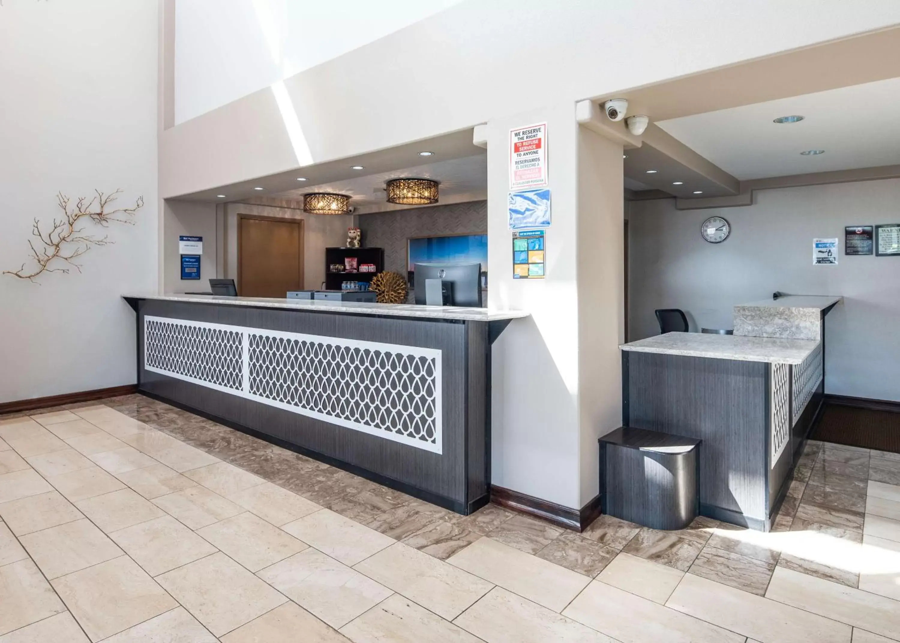Lobby or reception in Best Western Plus Redondo Beach Inn