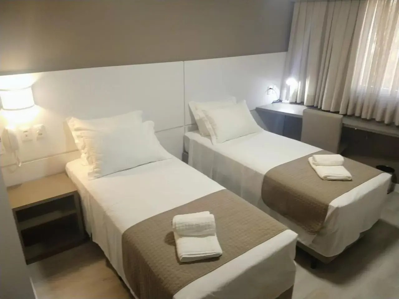 Deluxe Twin Room in Tri Hotel Executive Indaial