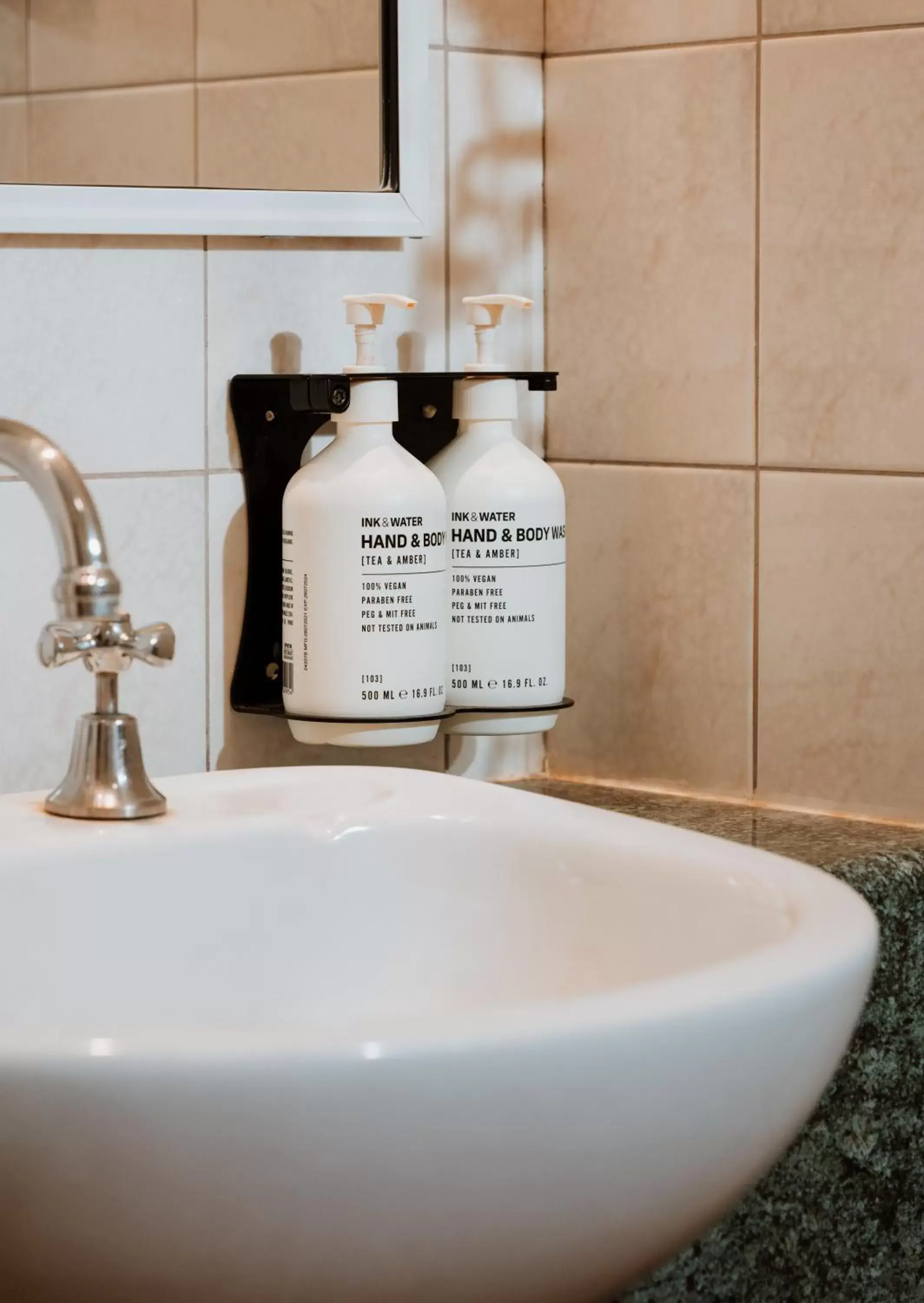 Bathroom in Hedland Hotel