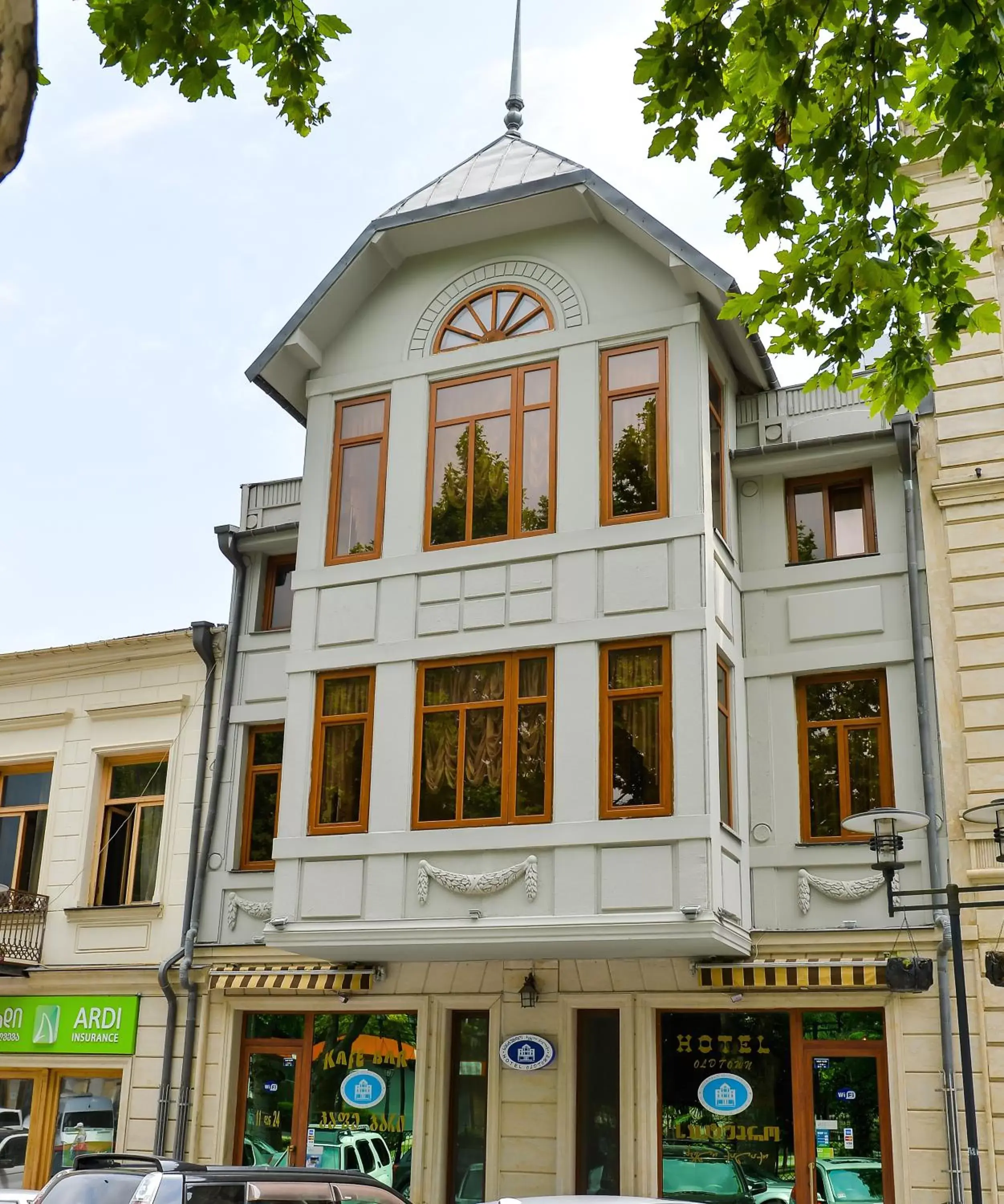 Nearby landmark, Property Building in Hotel Old Town