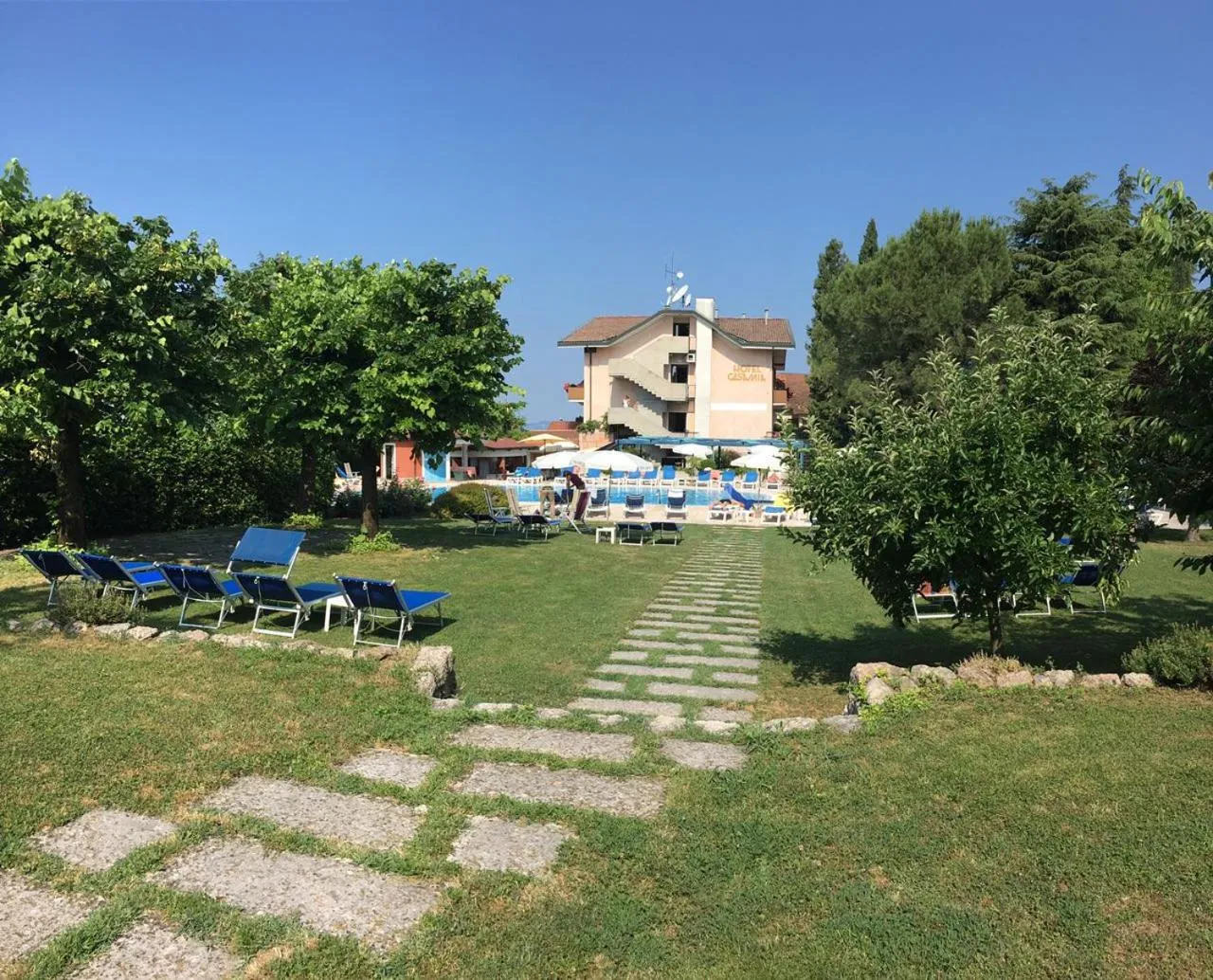 Garden view in Parc Hotel Casa Mia
