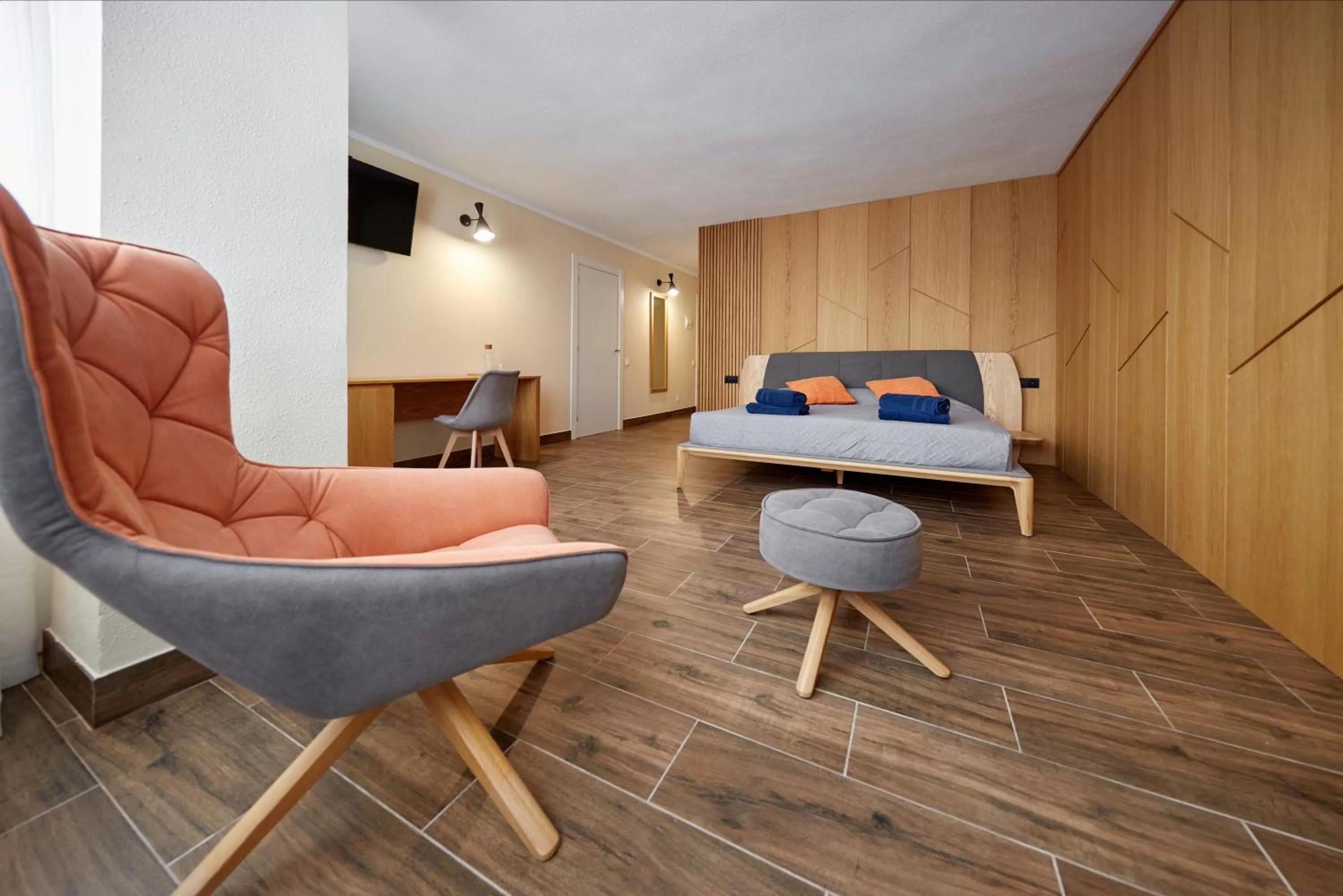 Photo of the whole room, Bed in El Patio Hostal