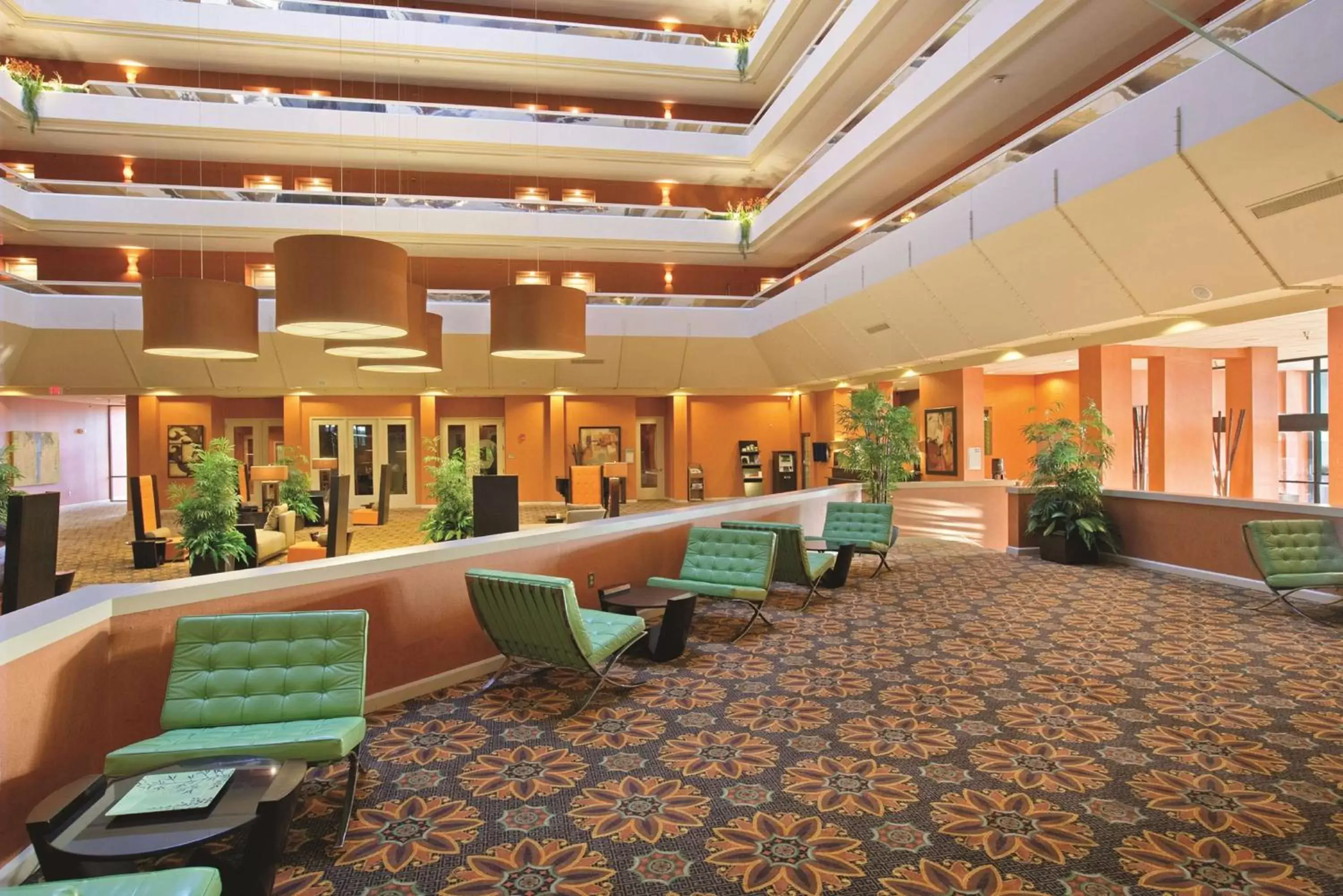 Lobby or reception in DoubleTree by Hilton Springfield