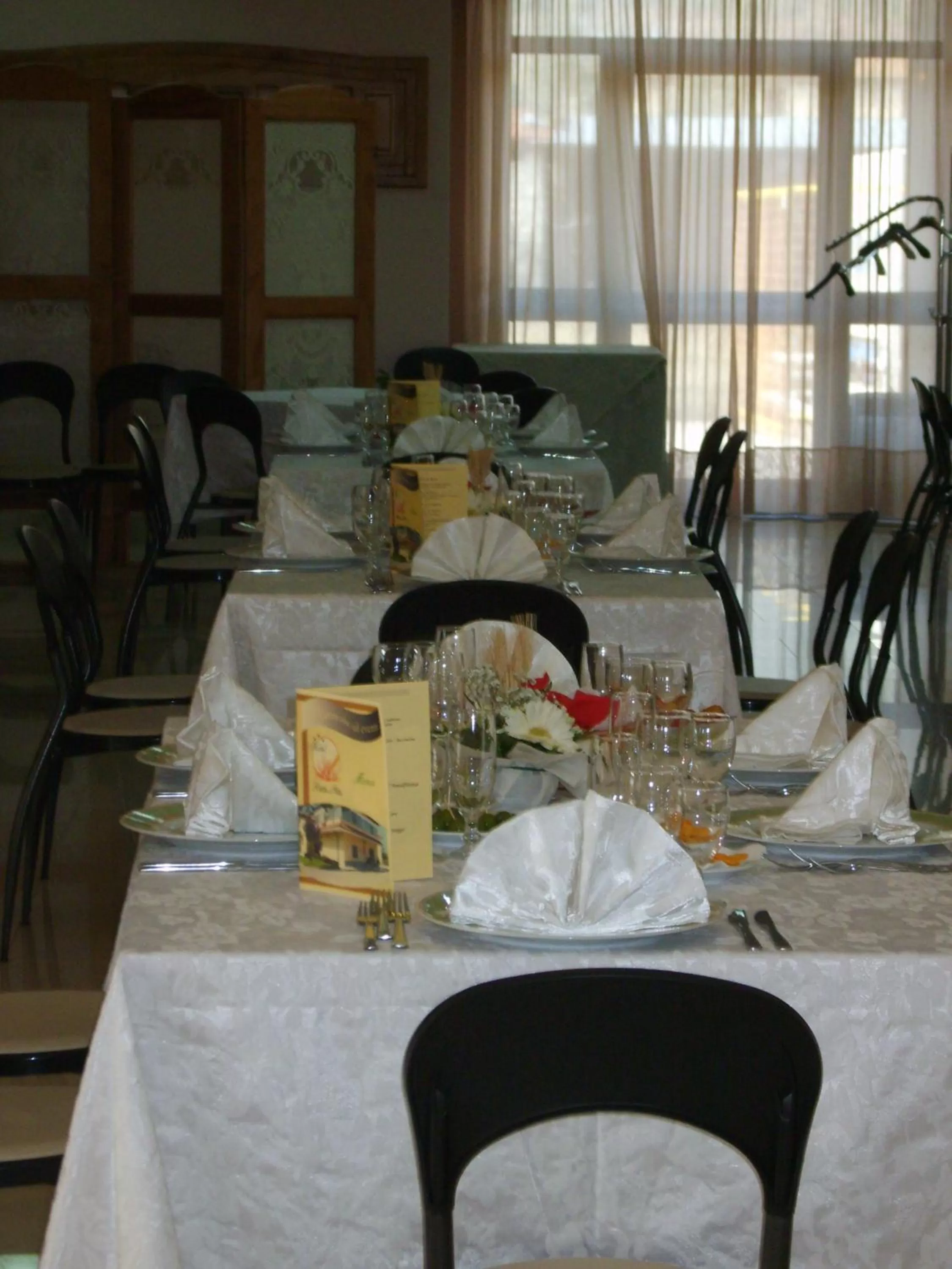 Restaurant/places to eat in Hotel Rosso Di Sera