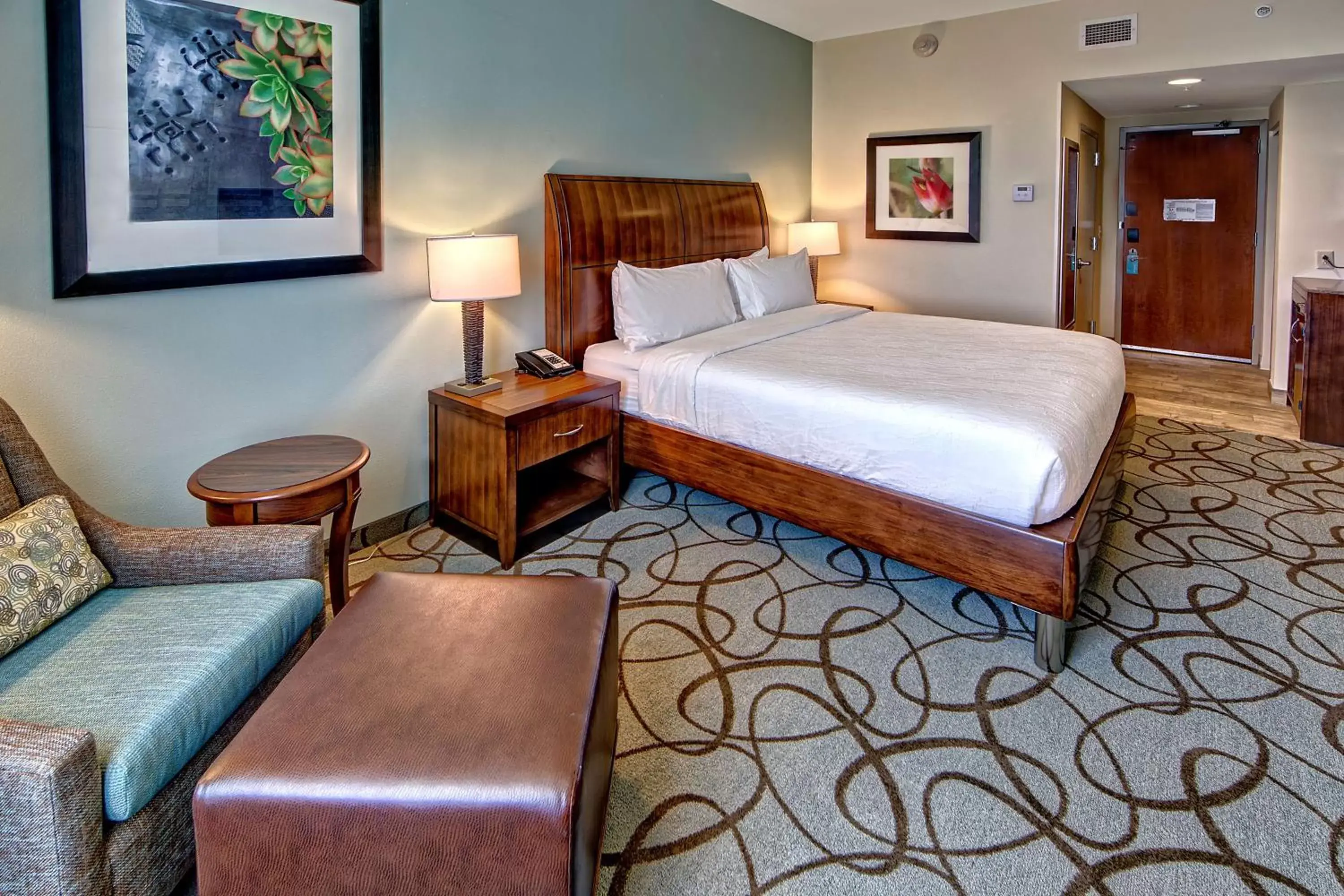 Bed in Hilton Garden Inn Charleston / Mt. Pleasant
