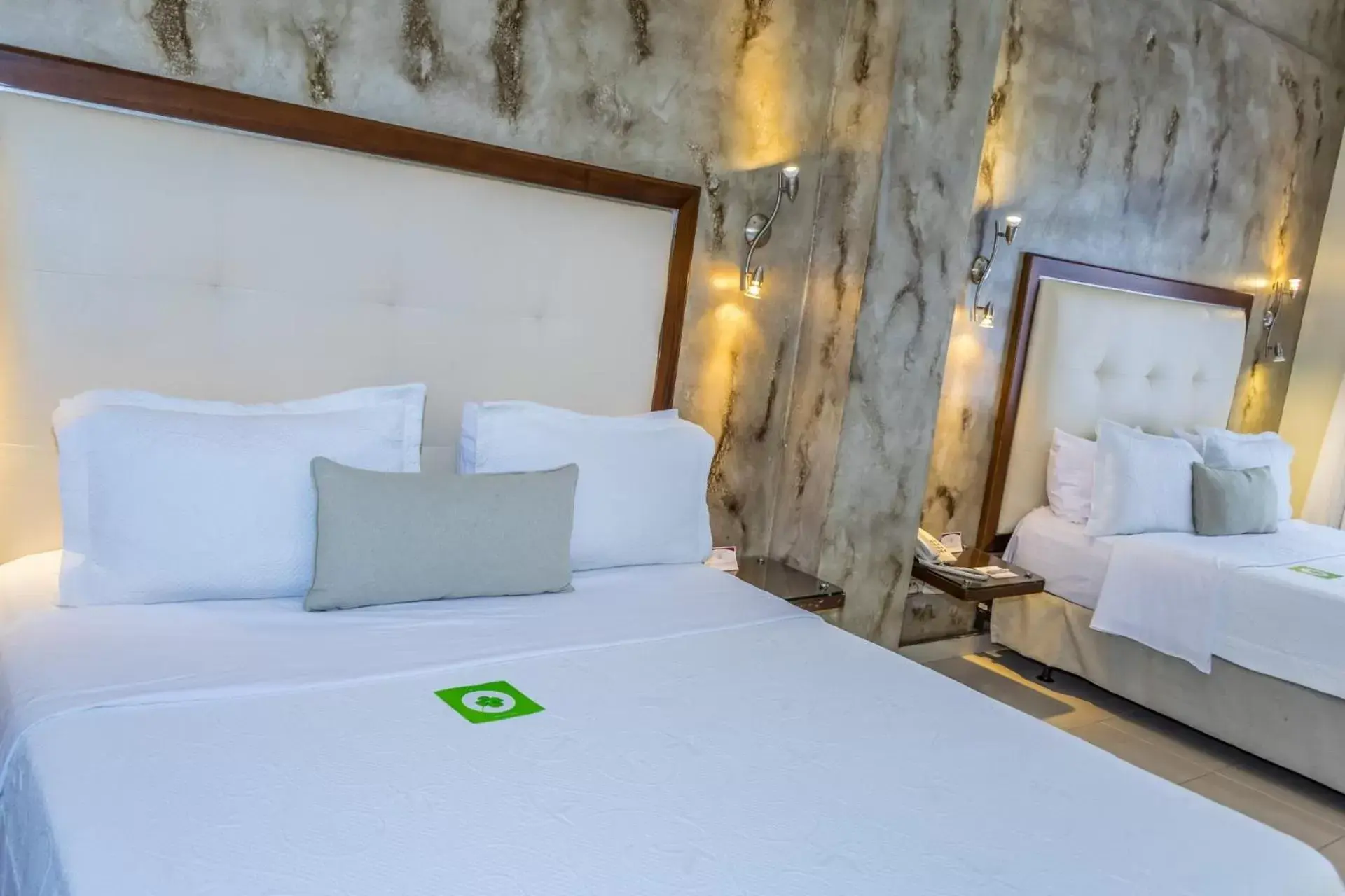 Bedroom, Bed in Hotel Virrey Cartagena