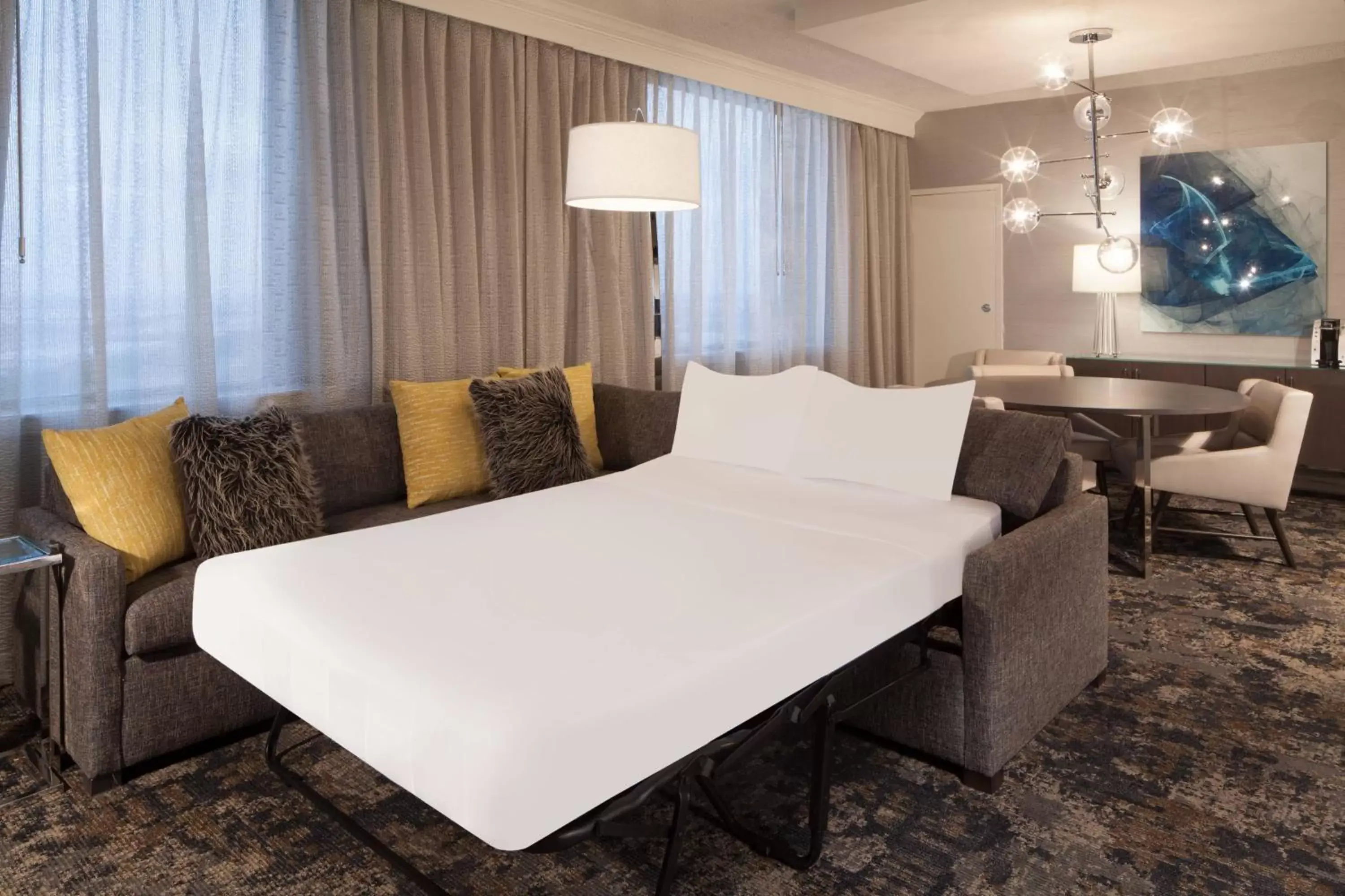 Bedroom, Bed in Dallas/Fort Worth Airport Marriott