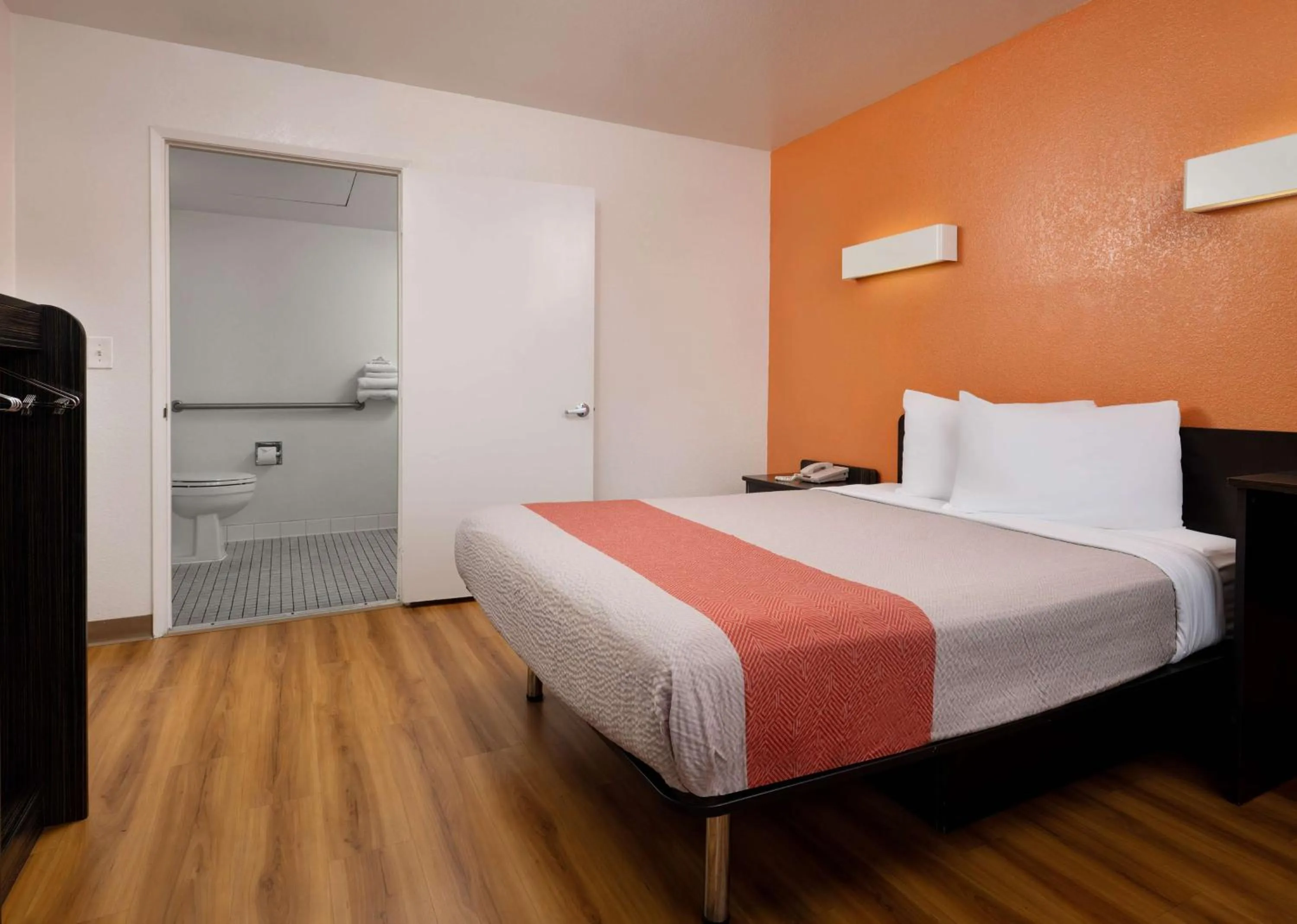 Beach, Bed in Motel 6-Pismo Beach, CA