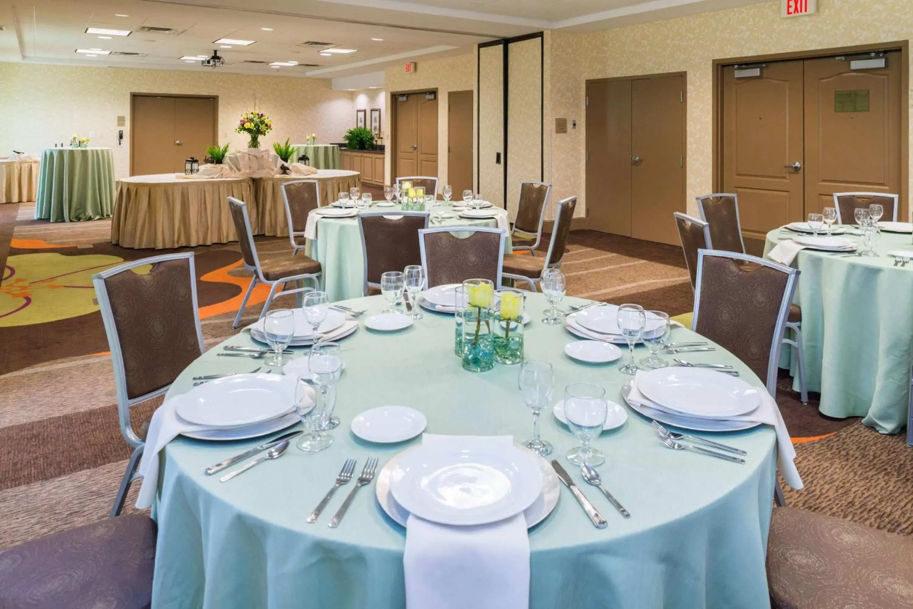 Meeting/conference room, Restaurant/Places to Eat in Hilton Garden Inn Charlottesville