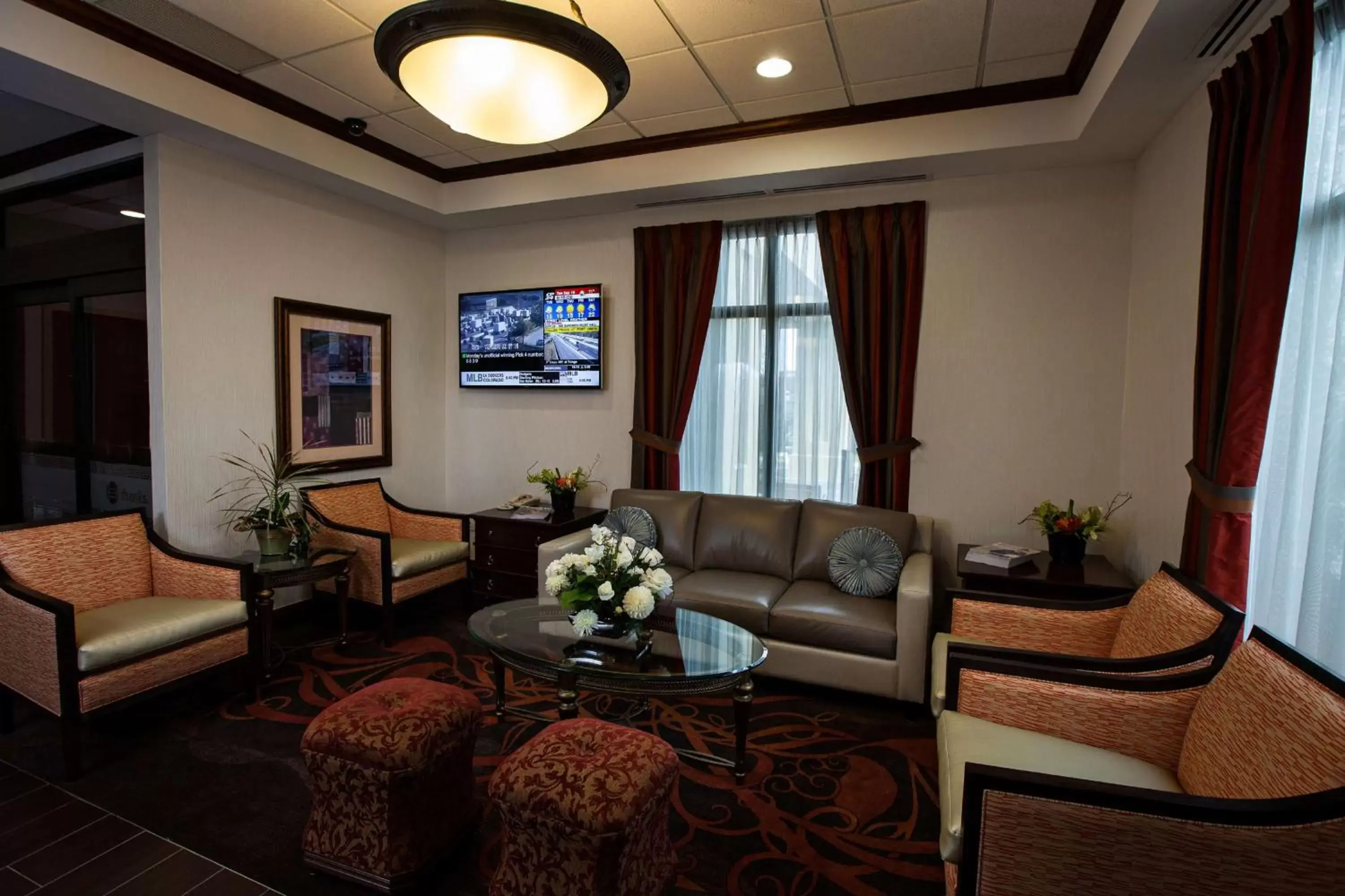 Lobby or reception, Seating Area in Hampton Inn by Hilton Napanee