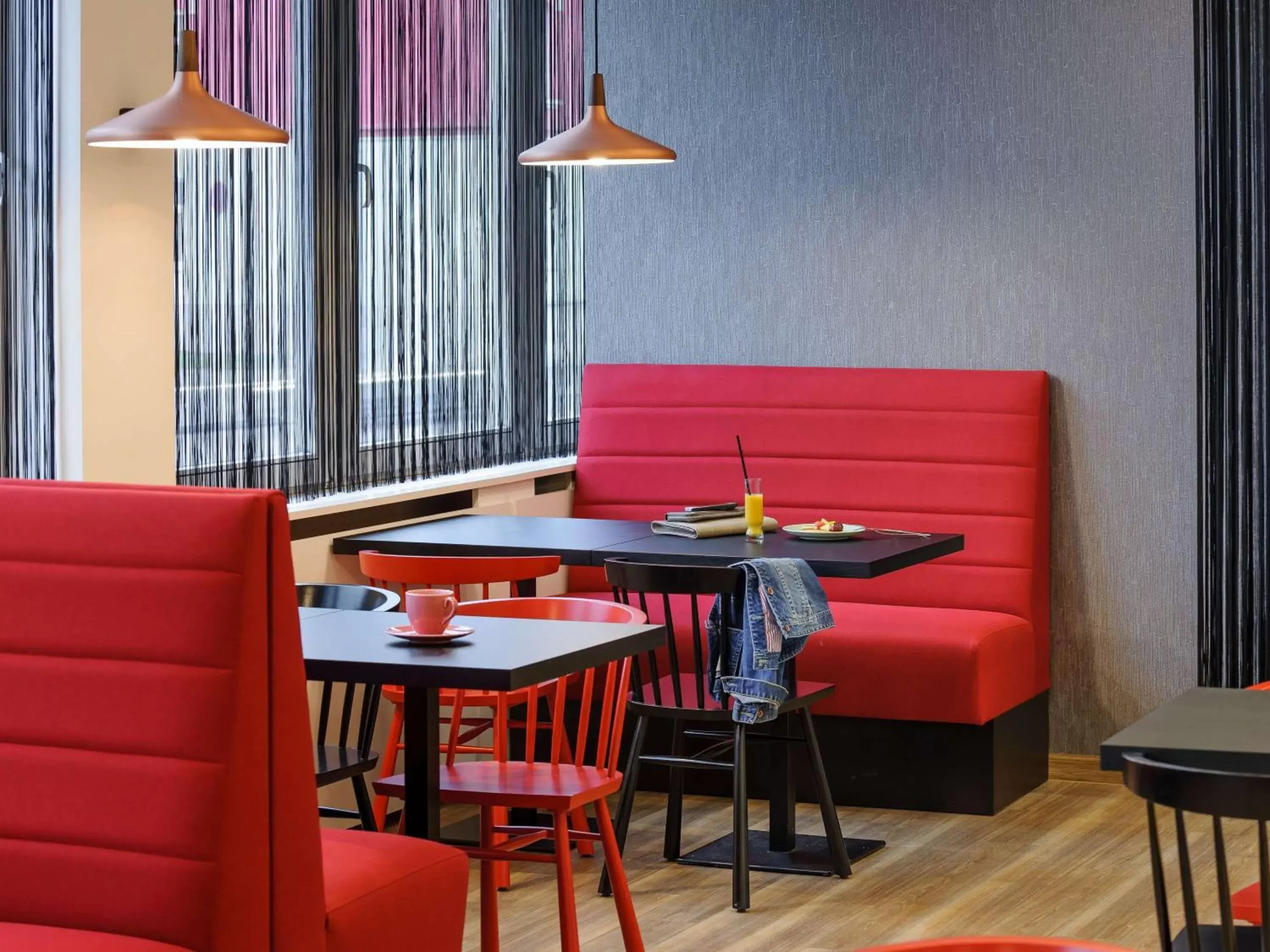 Breakfast, Restaurant/Places to Eat in ibis Styles Halle