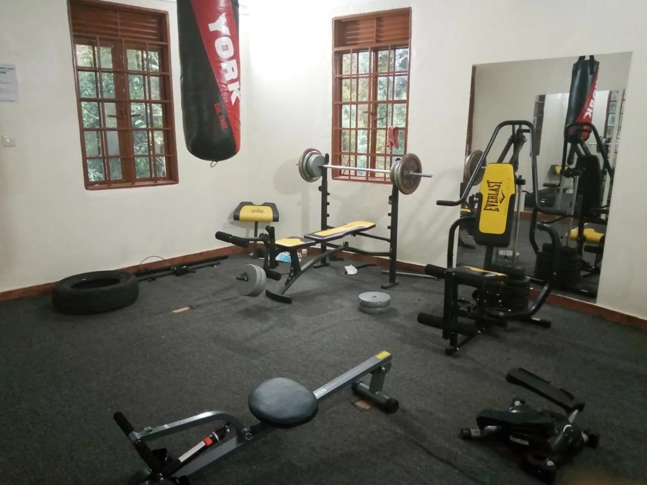 Fitness centre/facilities, Fitness Center/Facilities in Governors Club