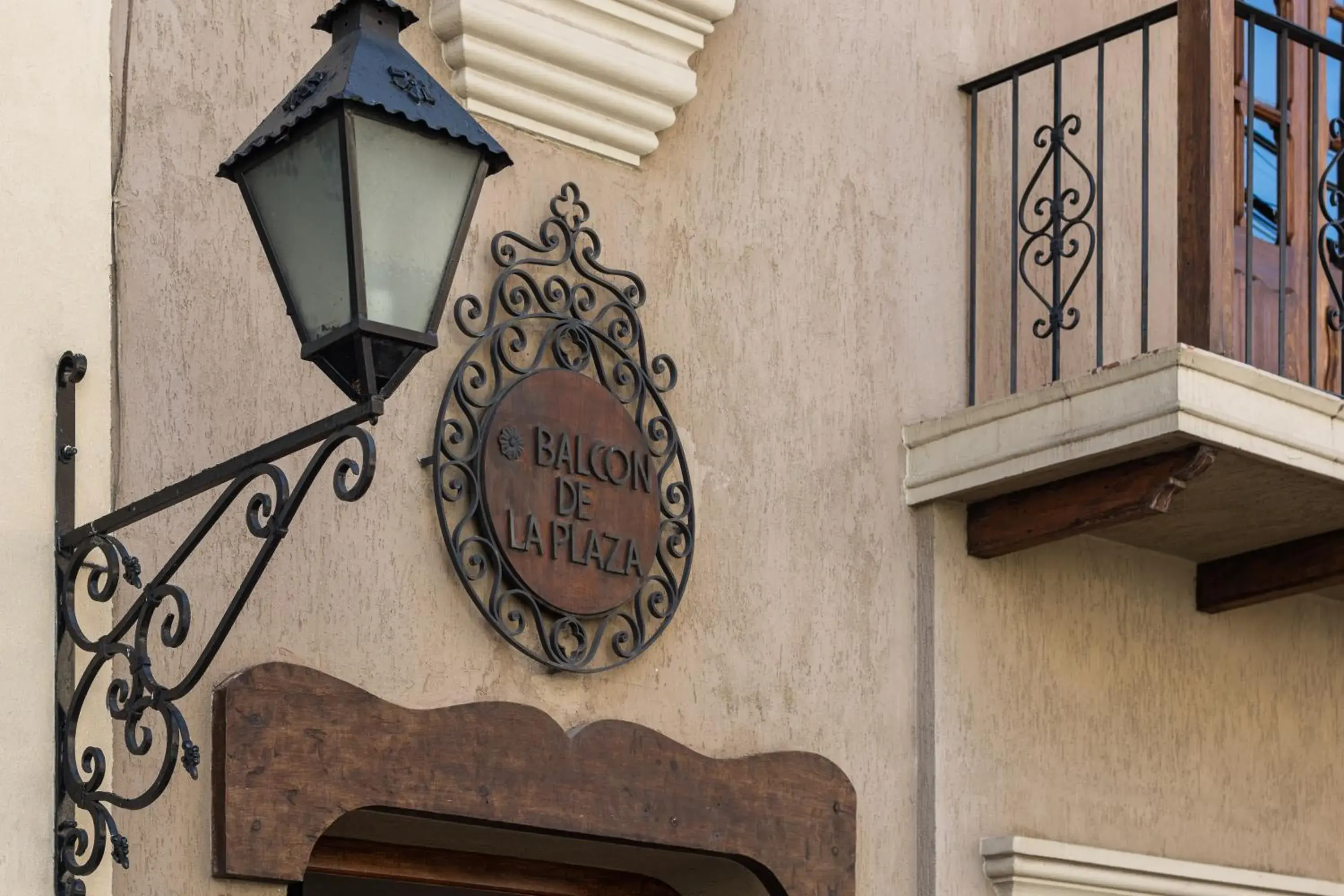 Property Logo/Sign in Balcón de la Plaza