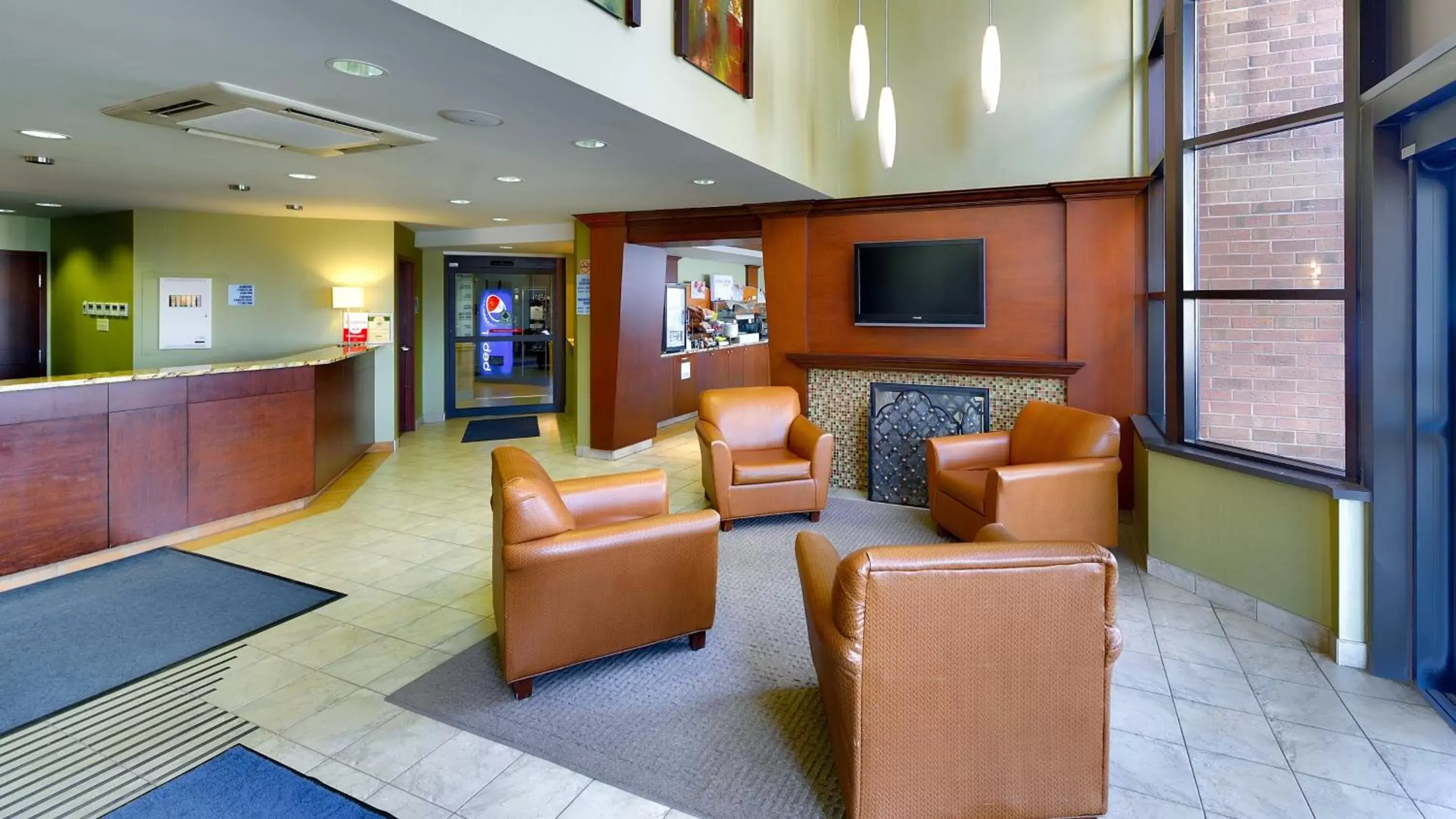 Lobby or reception, Lobby/Reception in Holiday Inn Express St. Jean Sur Richelieu, an IHG Hotel