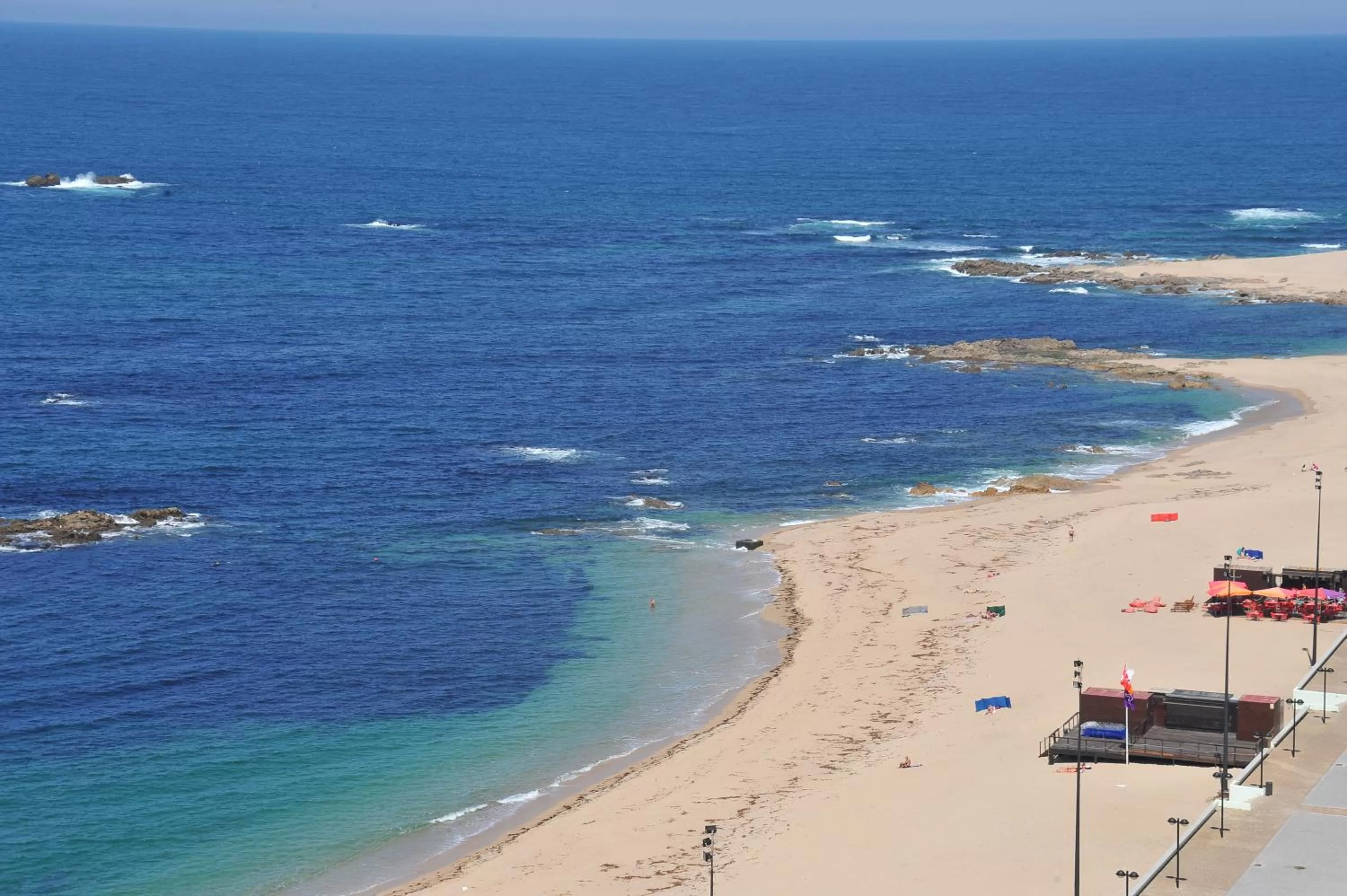  Double Room Romantic Package with Dinner in Axis Vermar Conference & Beach Hotel