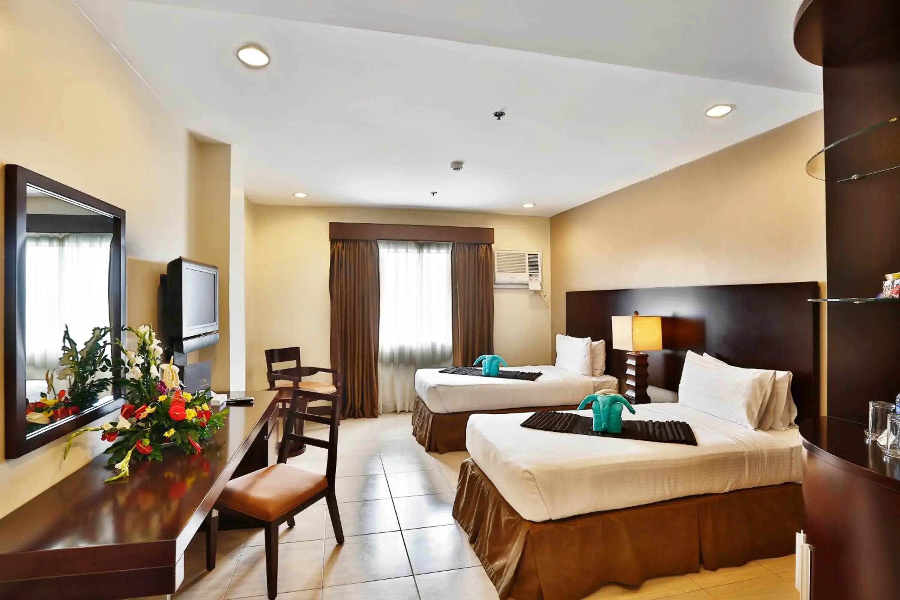 Alpa City Suites Hotel