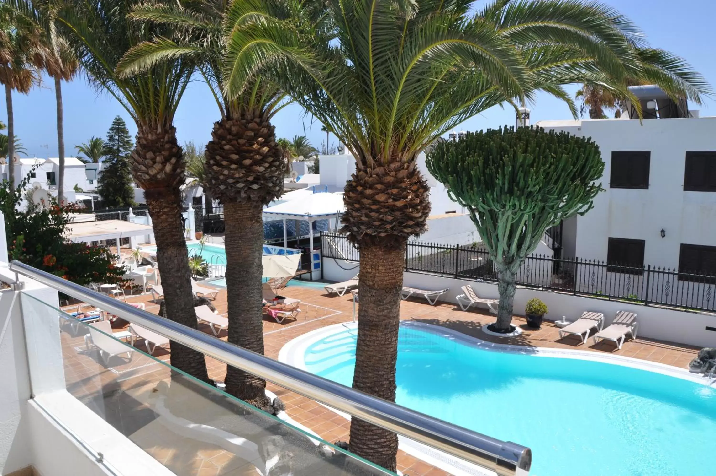 Balcony/Terrace, Pool View in Los Tulipanes