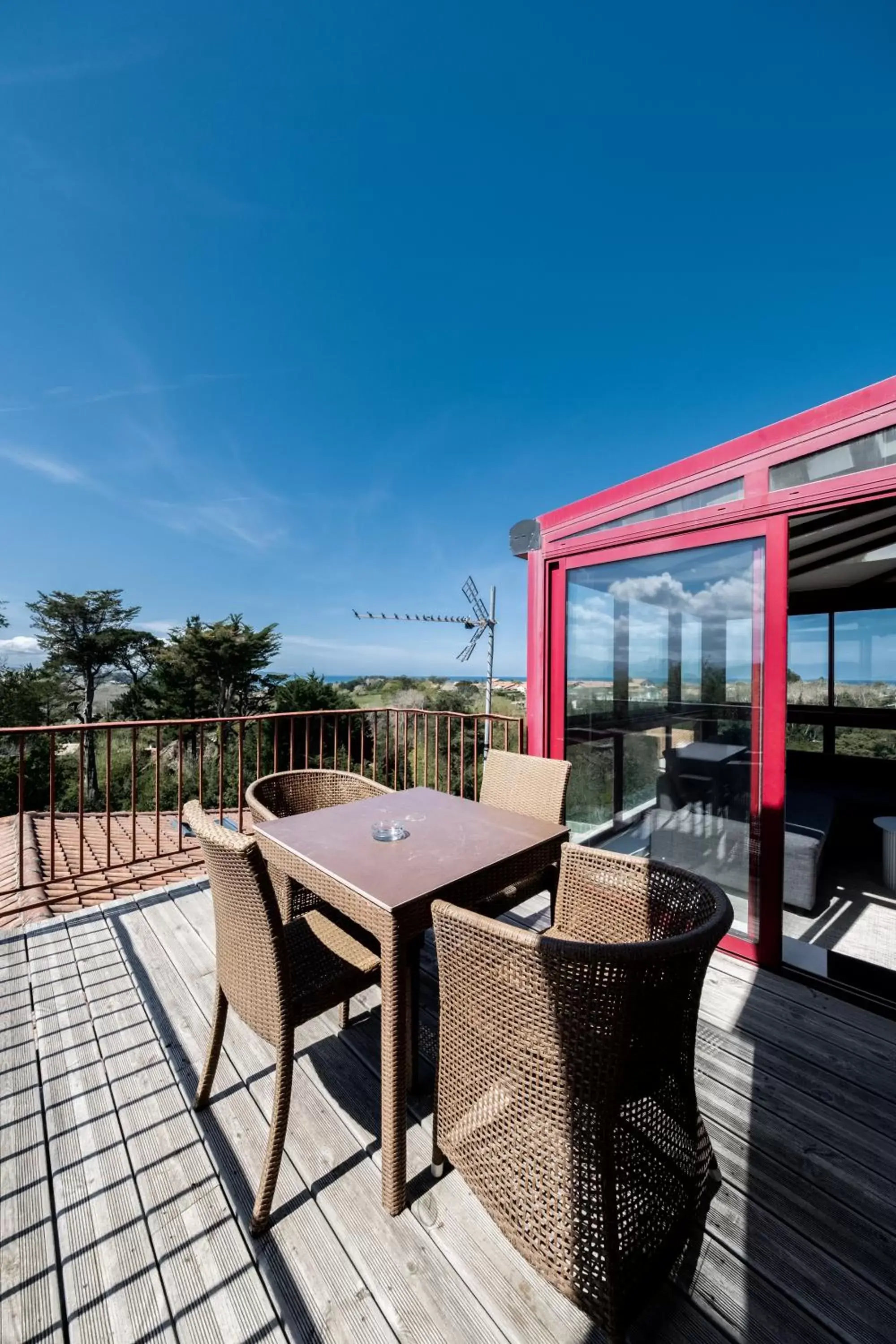 Résidence Chateau d'Acotz - Avec piscine à 600m des plages à Saint-Jean-de-Luz