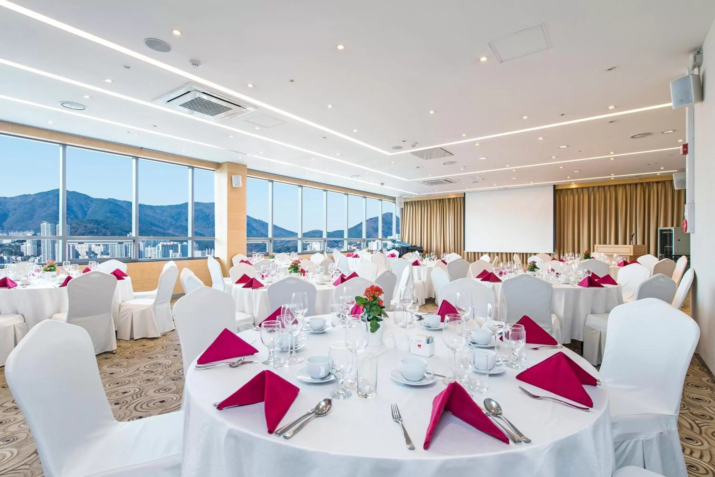 Banquet/Function facilities, Banquet Facilities in Ibis Ambassador Busan City Centre