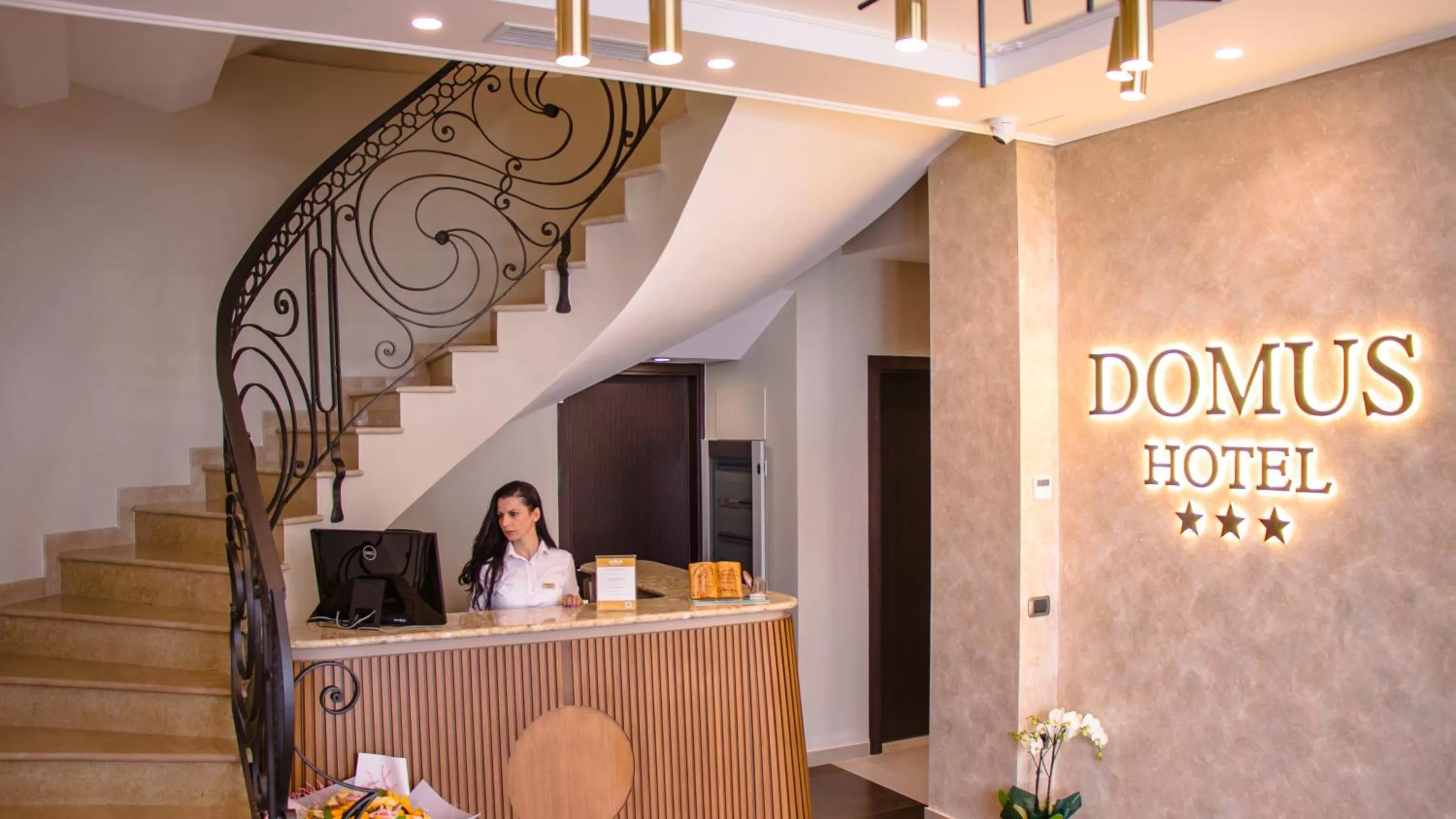 Lobby or reception, Lobby/Reception in Hotel Domus