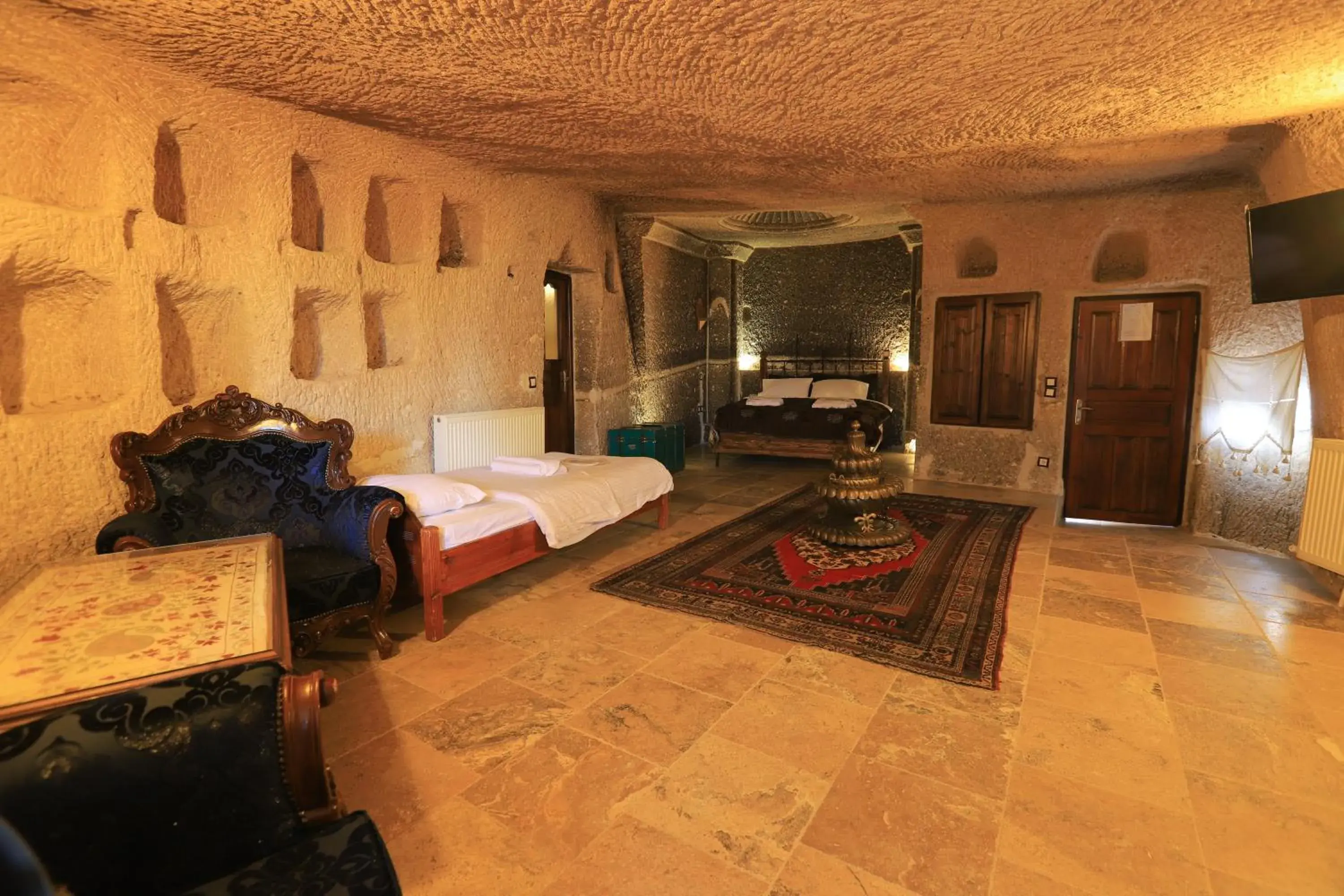 Massage, Seating Area in Antique Terrace Cave Suites