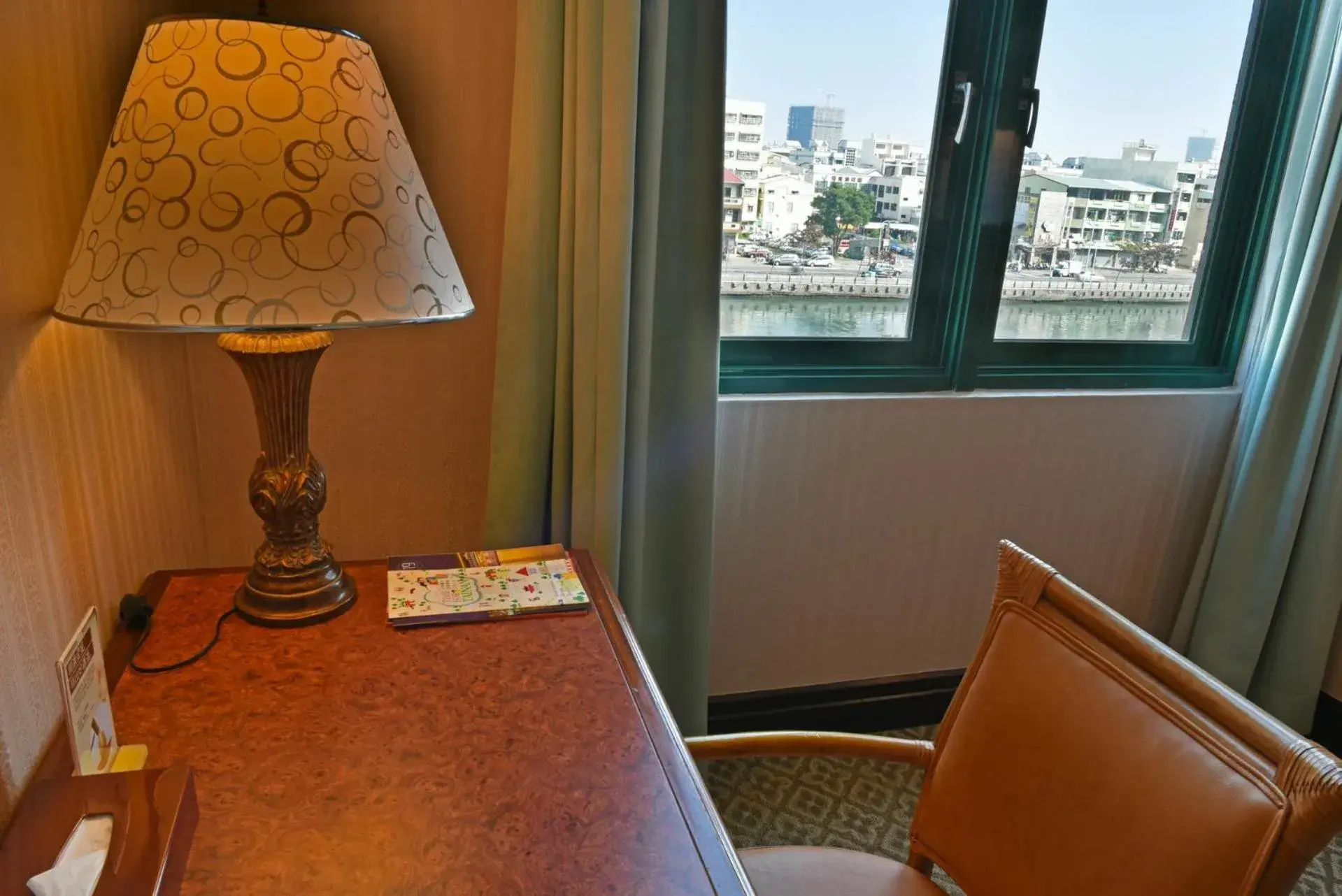 Seating area in Wei-Yat Grand Hotel