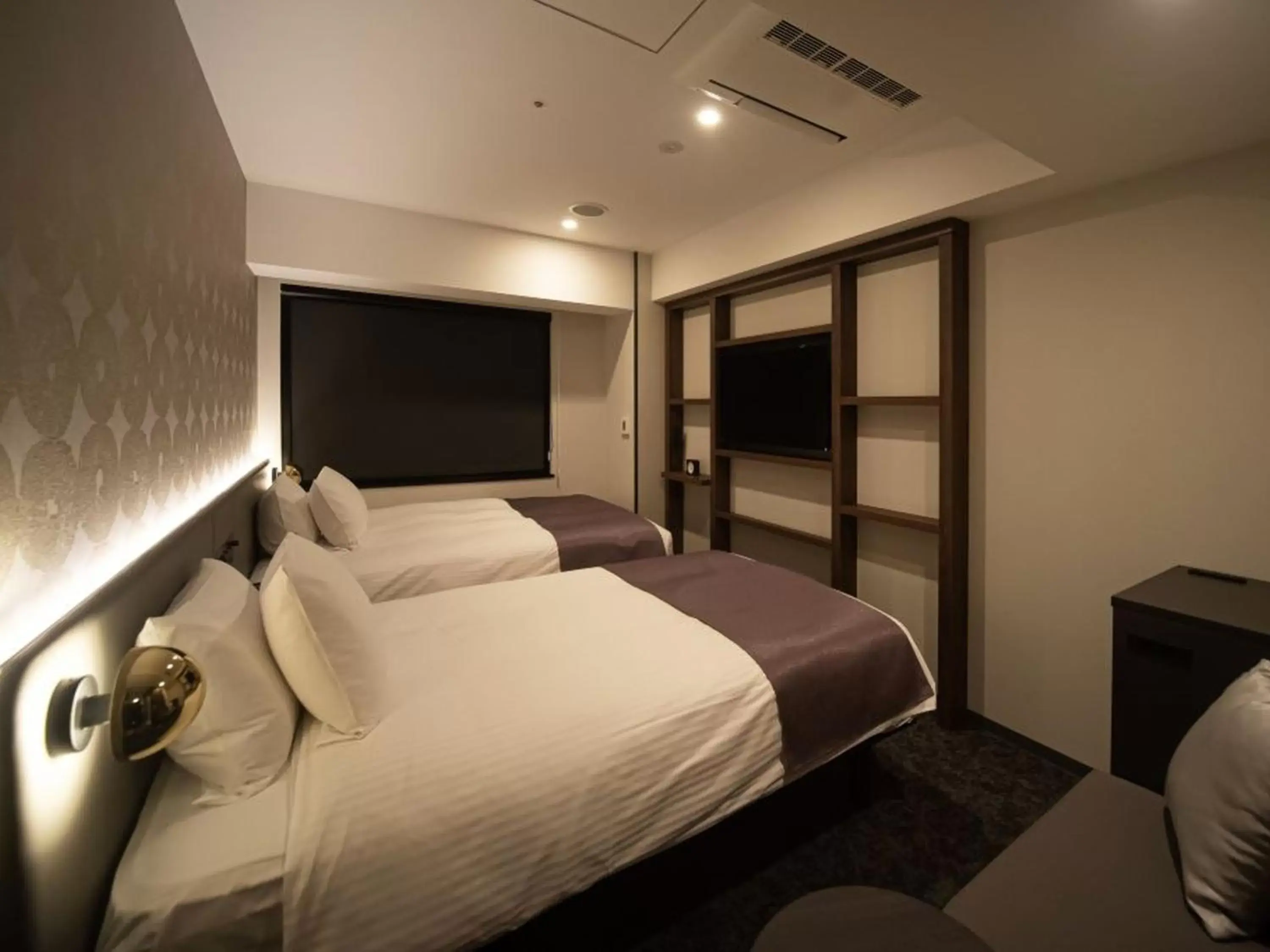 Photo of the whole room, Bed in GRIDS PREMIUM HOTEL OSAKA NAMBA