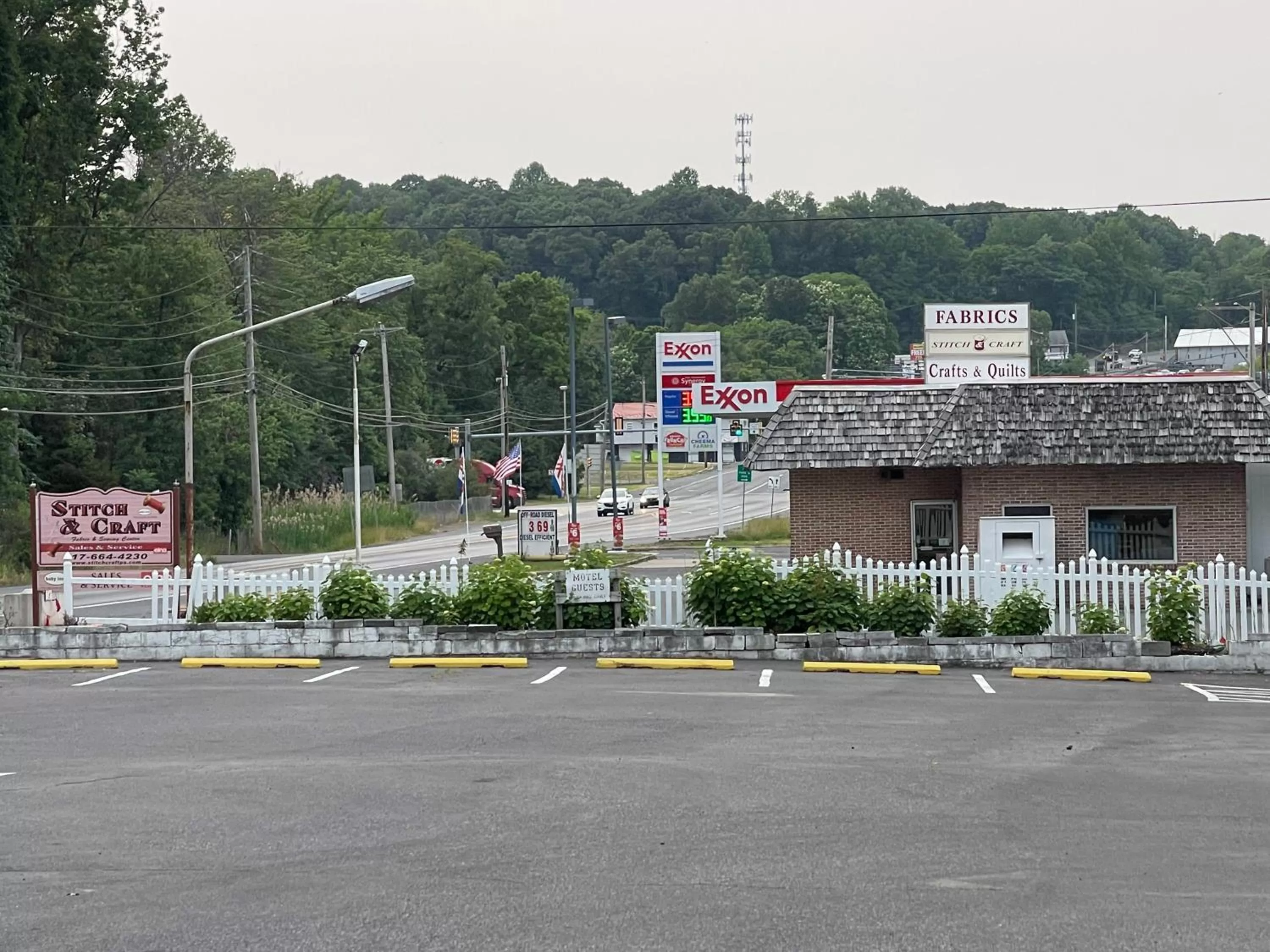 Neighbourhood in Pennswoods Inn