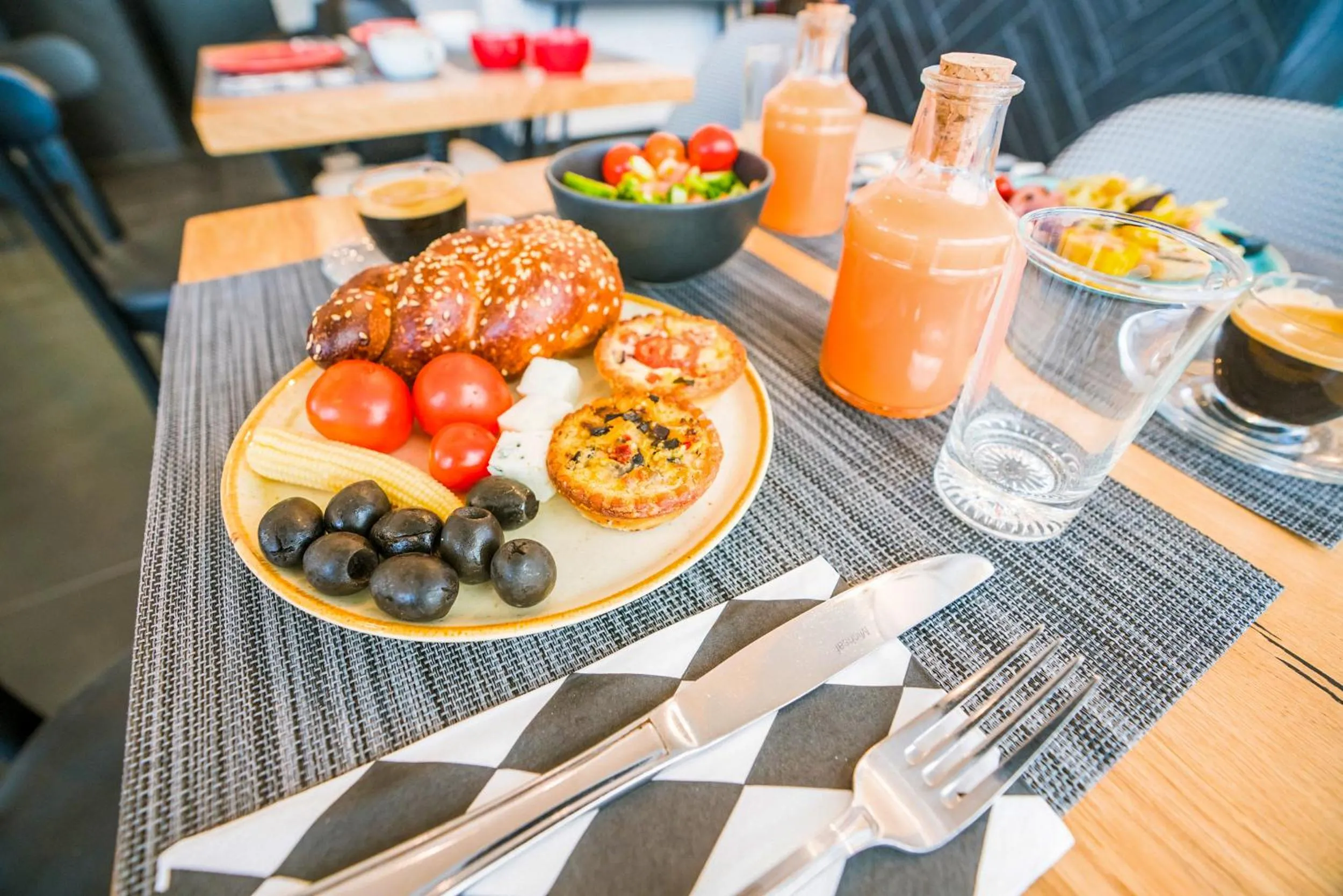 Food and drinks in Armon Yam Hotel