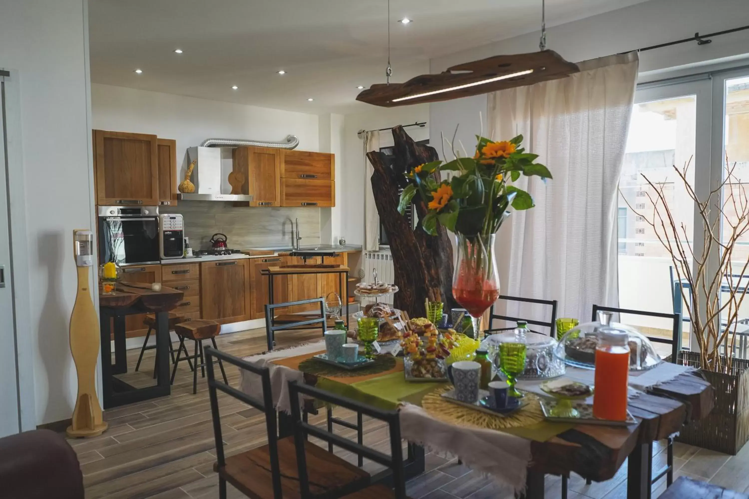 Dining Area in Ulivo Design b&b