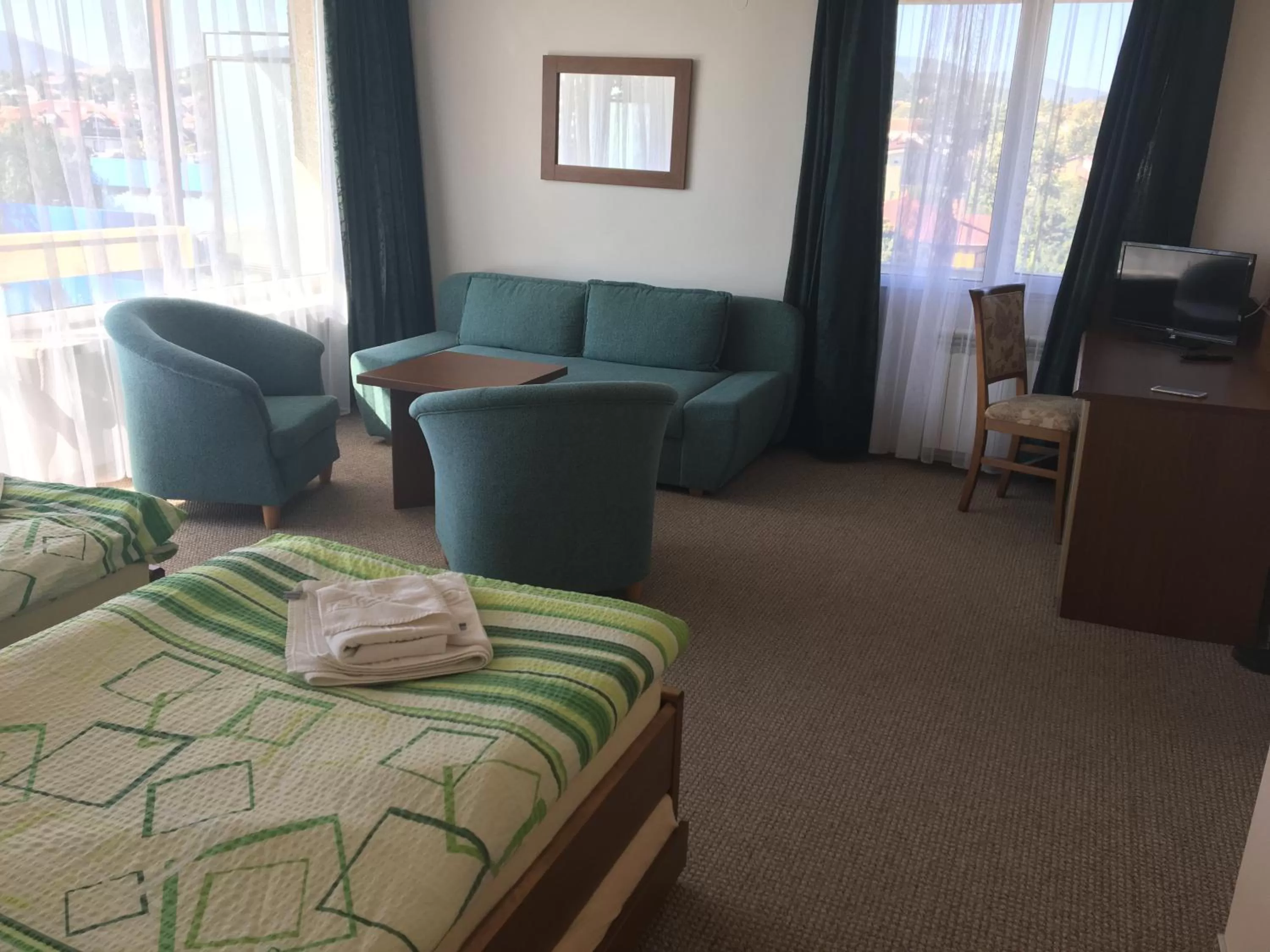 TV and multimedia, Seating Area in Hotel Gorna Banya