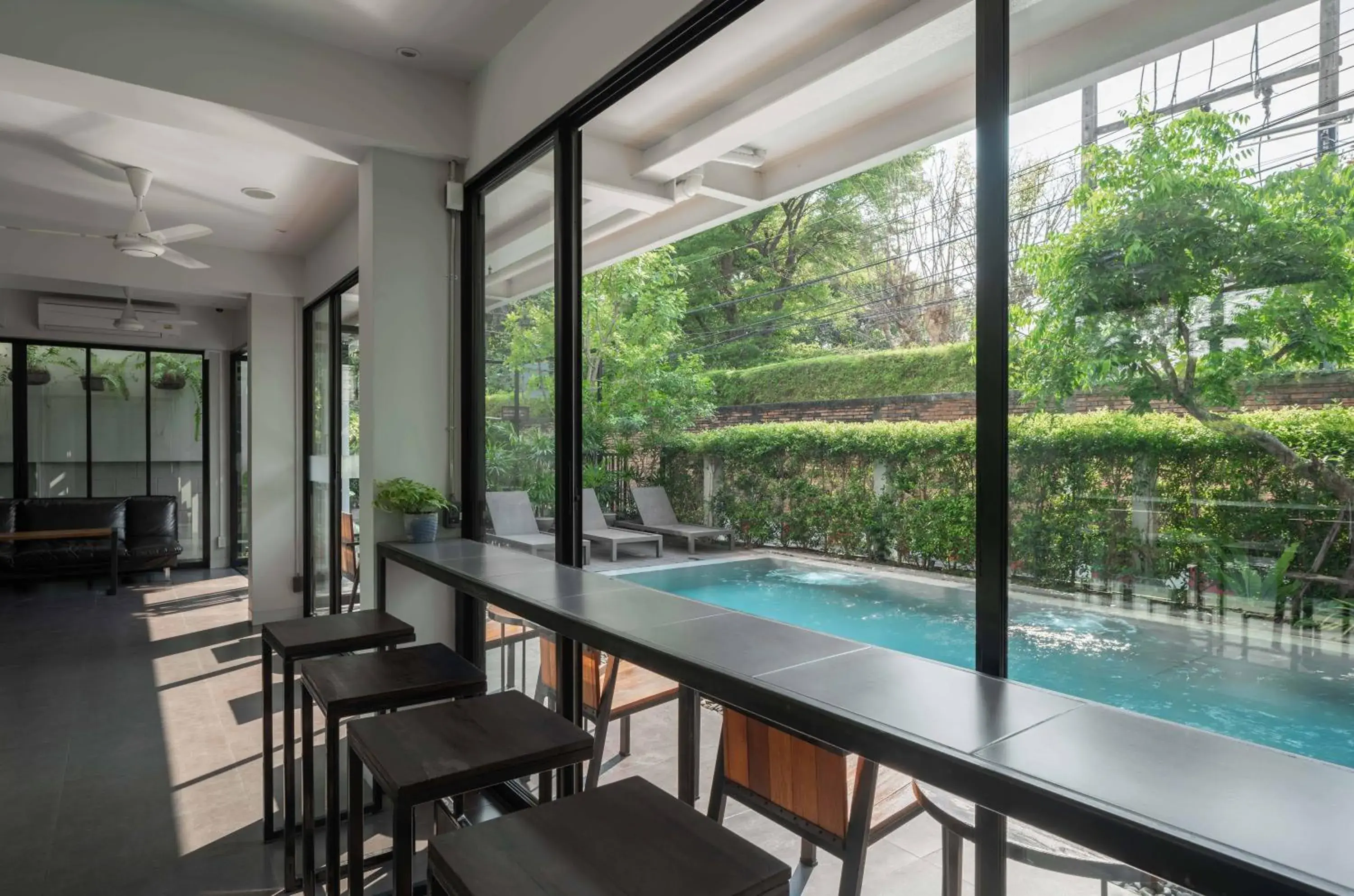 Property building, Pool View in POR Thapae Gate
